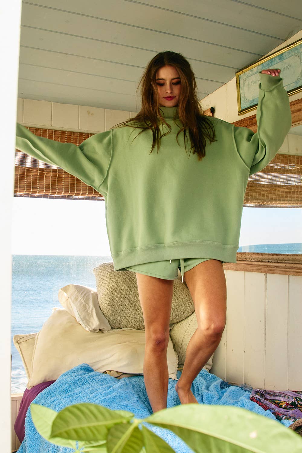 IT2594-BLANK1 | Solid Reversible Mock Neck Sweatshirt Top: LAVENDER / S/M-L/XL (3-3)