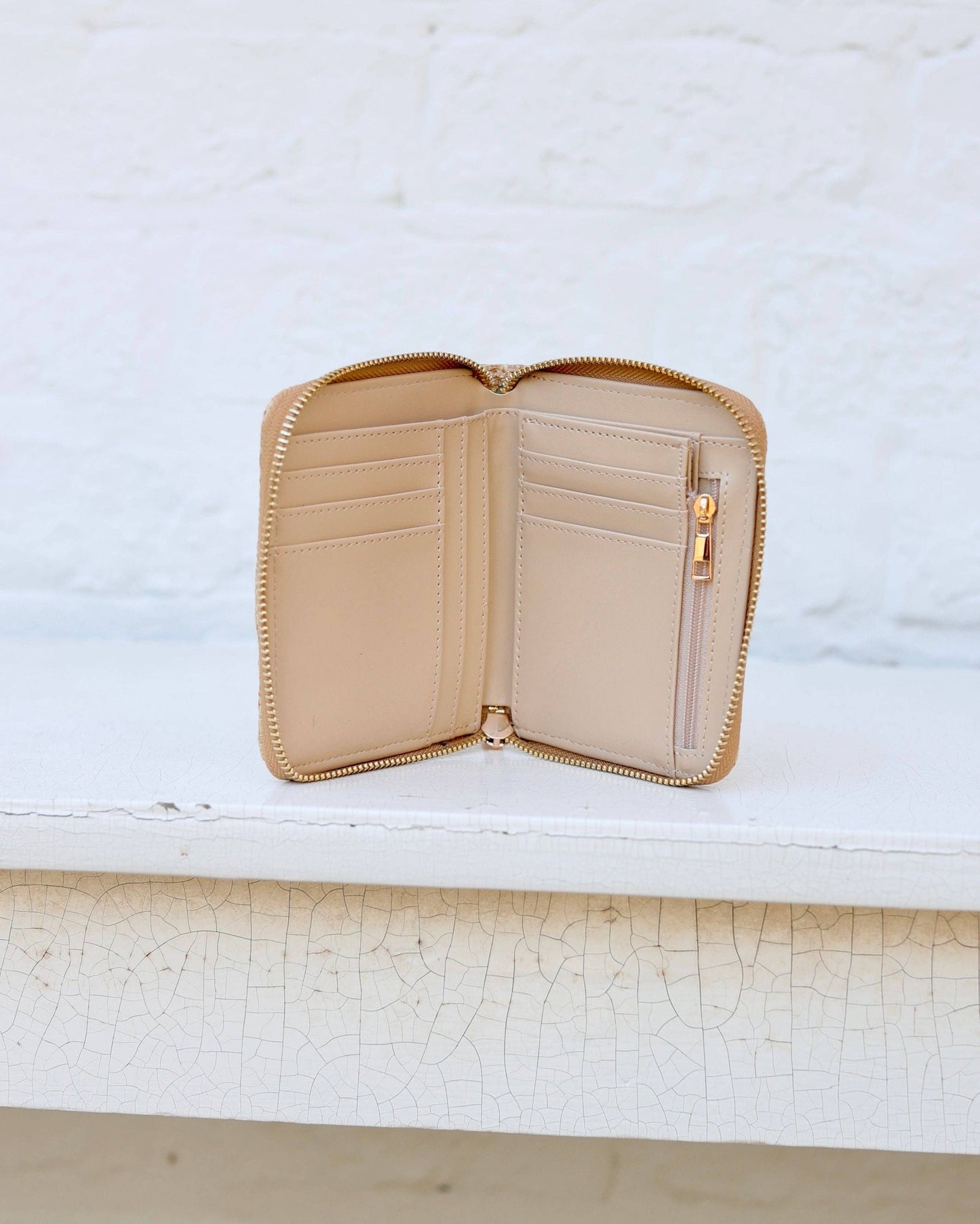 Blakely Wallet Gold EC: Default