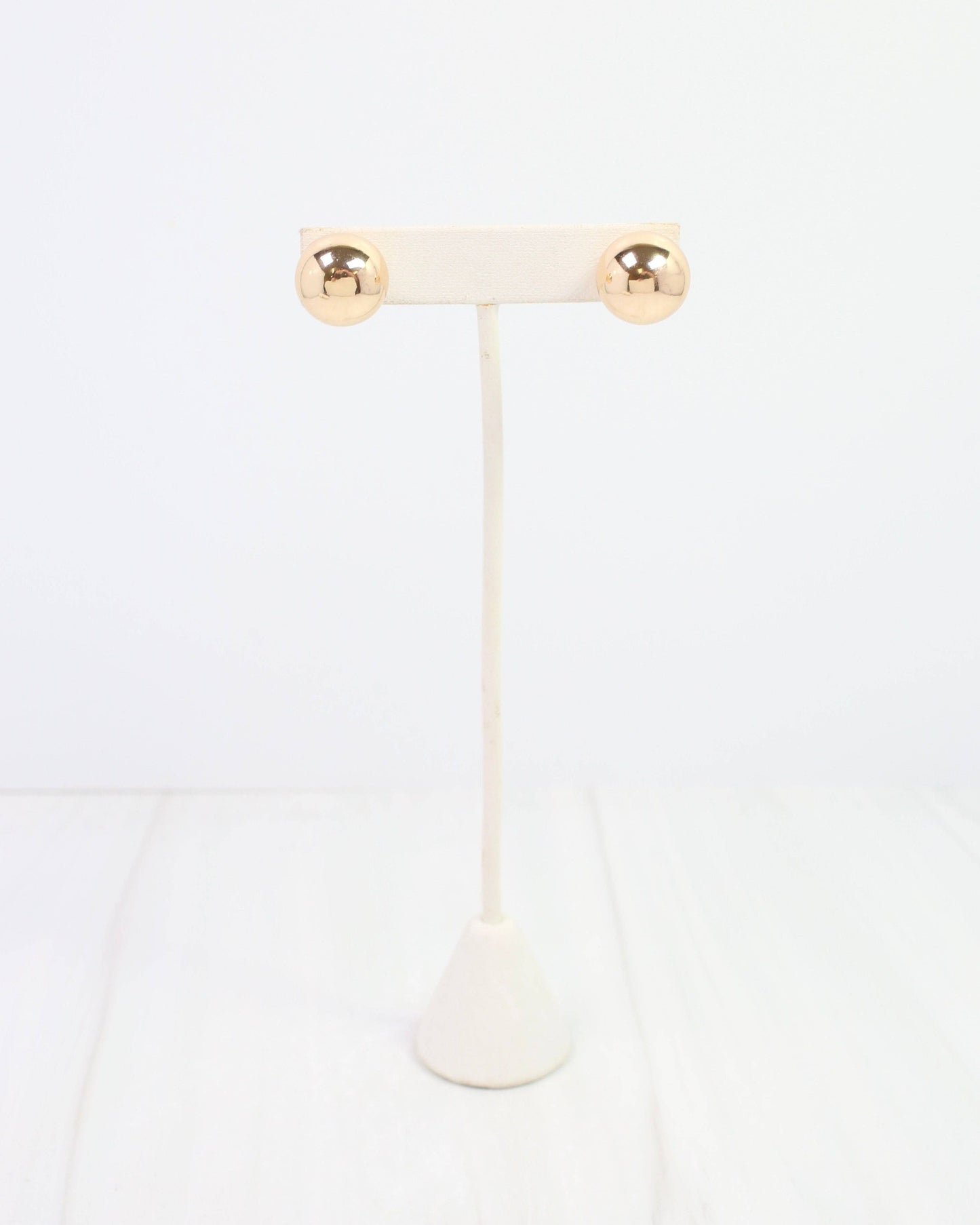 Bailey Medium Ball Earring WR Gold: Default