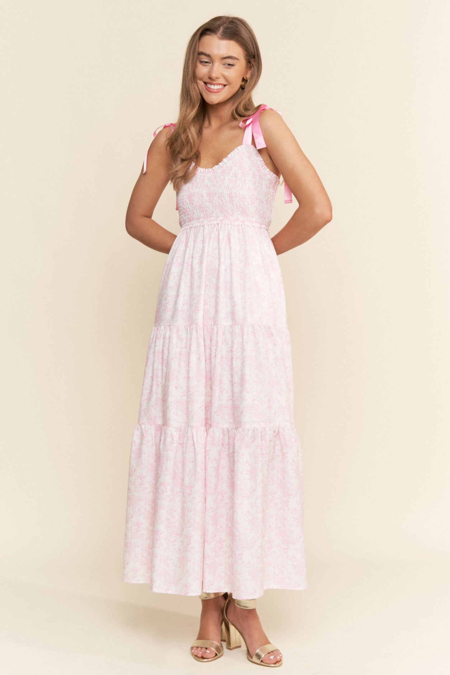Empire Neck Line Floral Tiered Maxi Dress: Floral Blue / M