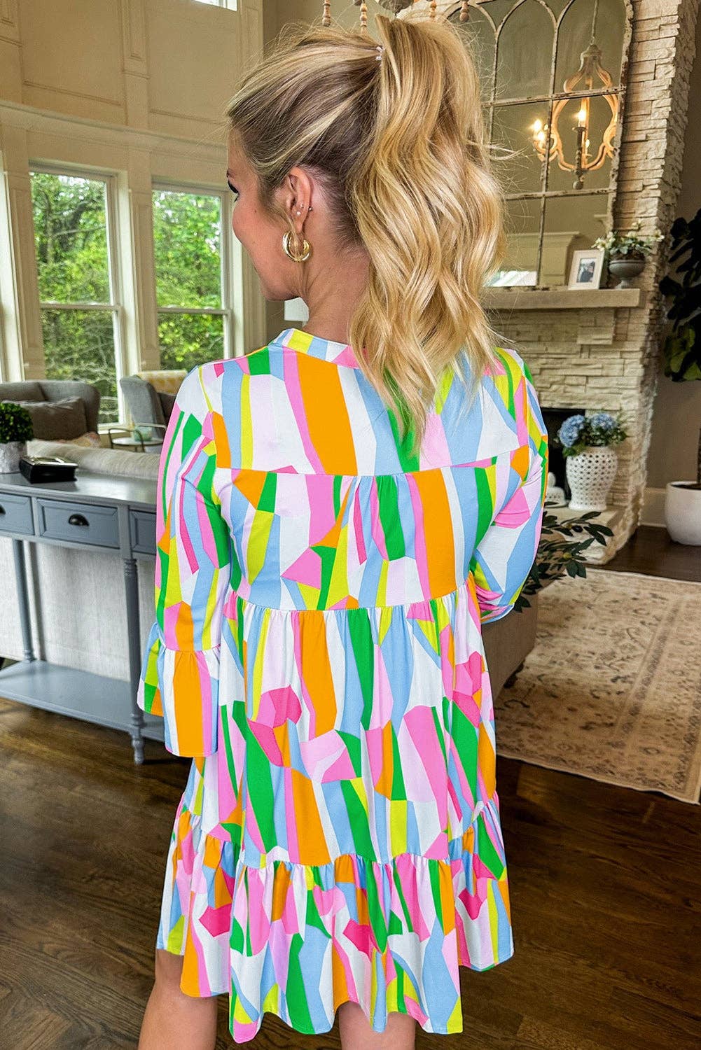 Green Abstract Print Ruffled Sleeve V Neck Dress: Green / 100%Polyester / S