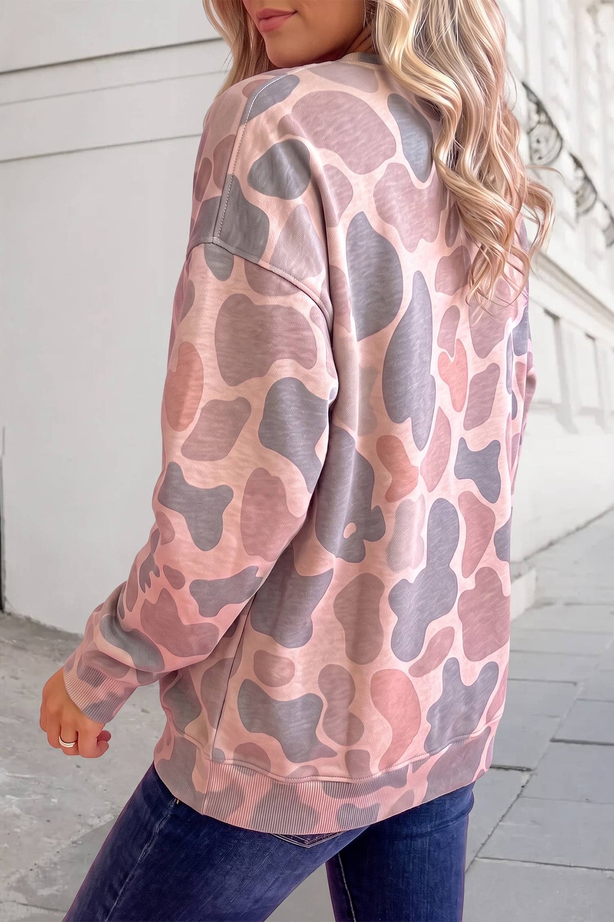 Camouflage Collar Pullover Sweatshirt FW26 | S-XL: Multicolour / M