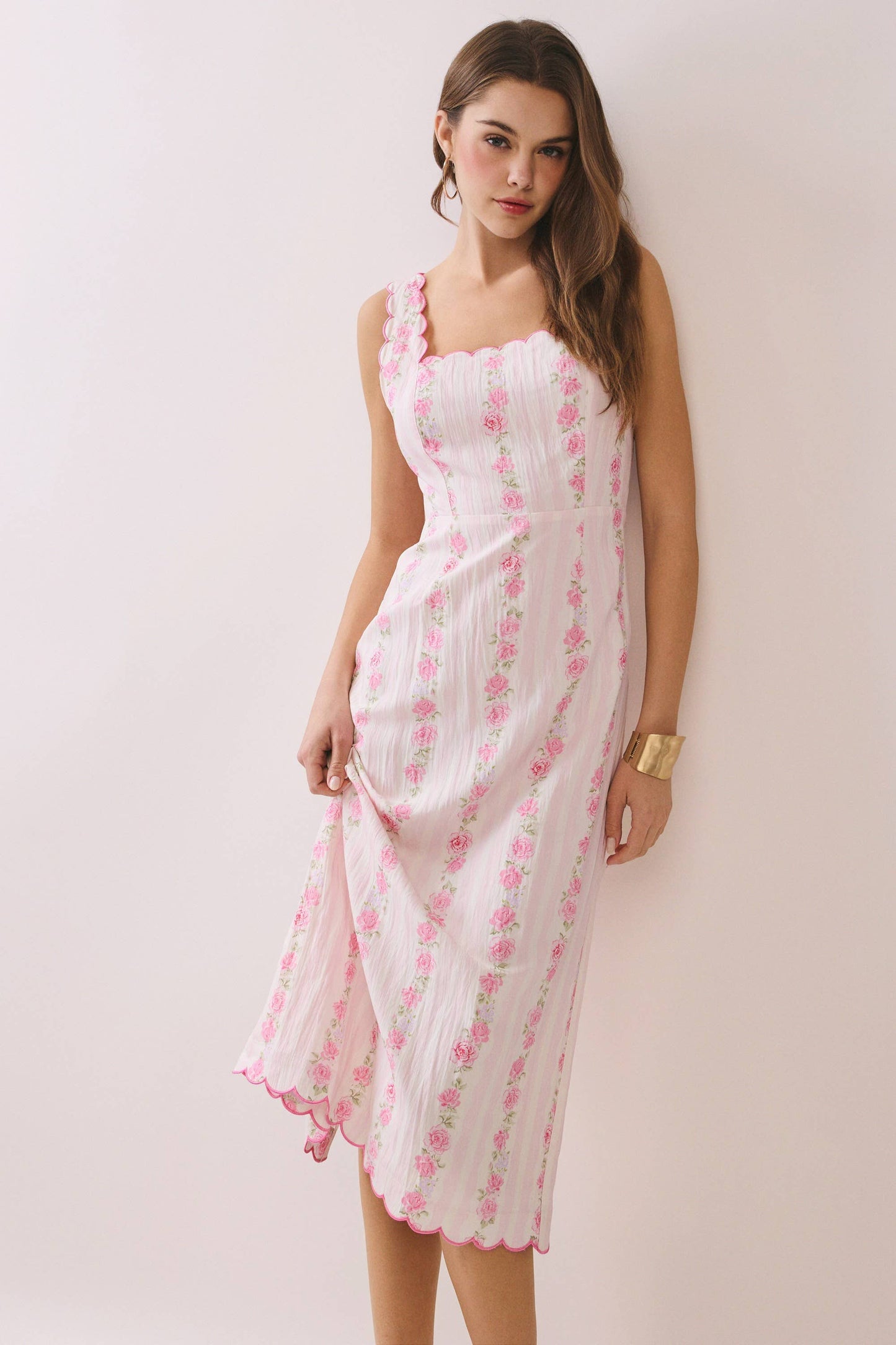 CD06749-Floral Print Scalloped Detail Back Smocked Dress: Pink / L