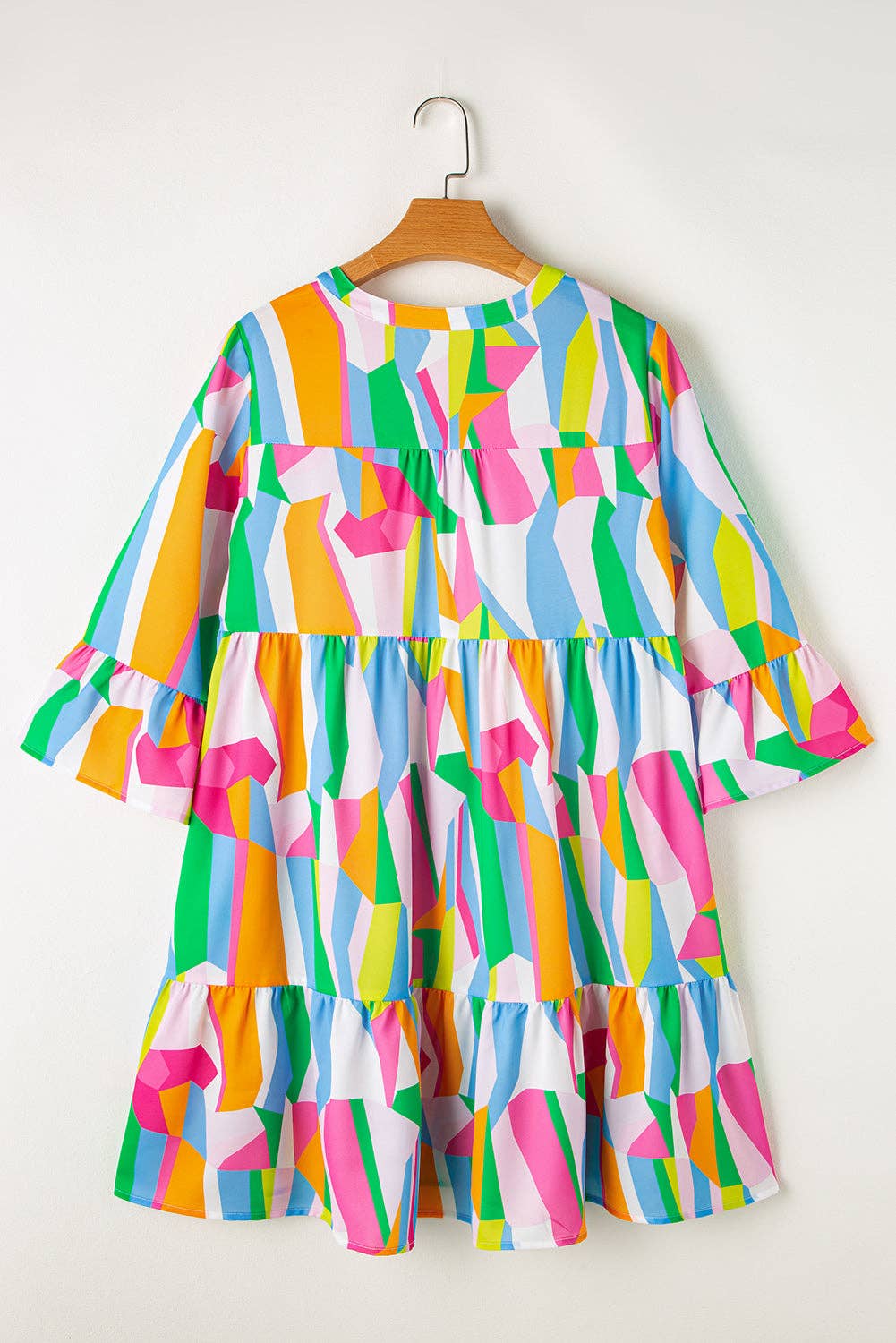 Green Abstract Print Ruffled Sleeve V Neck Dress: Green / 100%Polyester / S