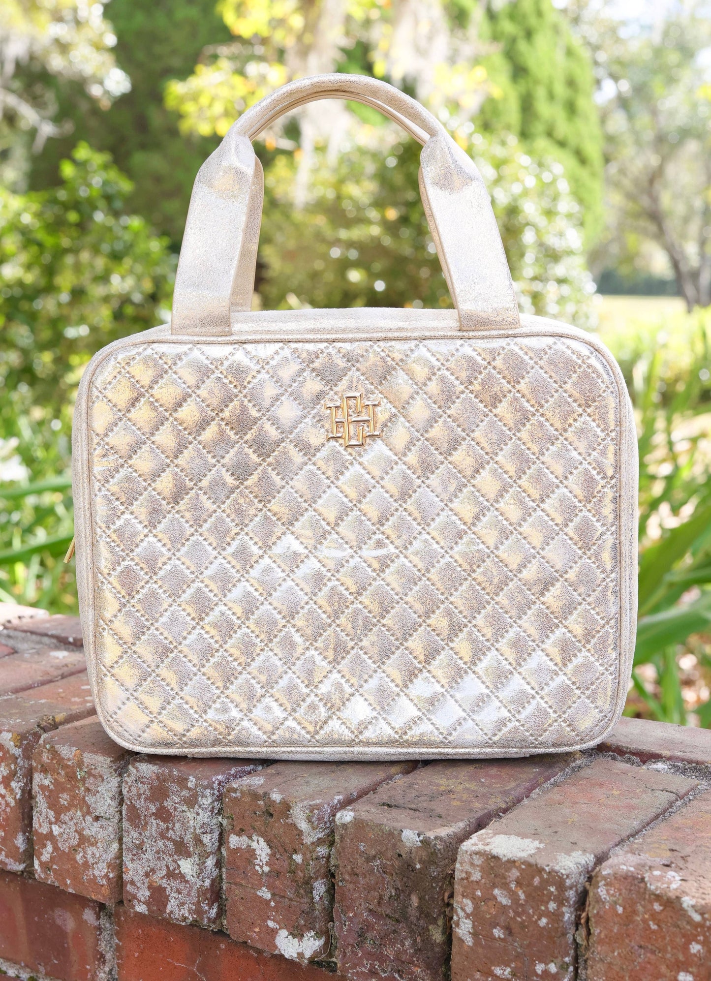 Punta Cana Large Case Champagne Pop: Default