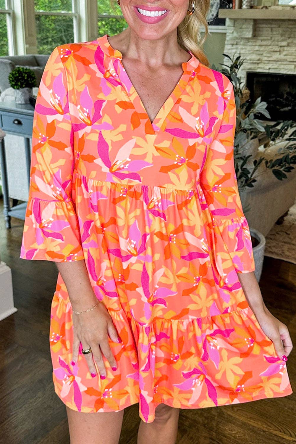 Green Abstract Print Ruffled Sleeve V Neck Dress: Green / 100%Polyester / S