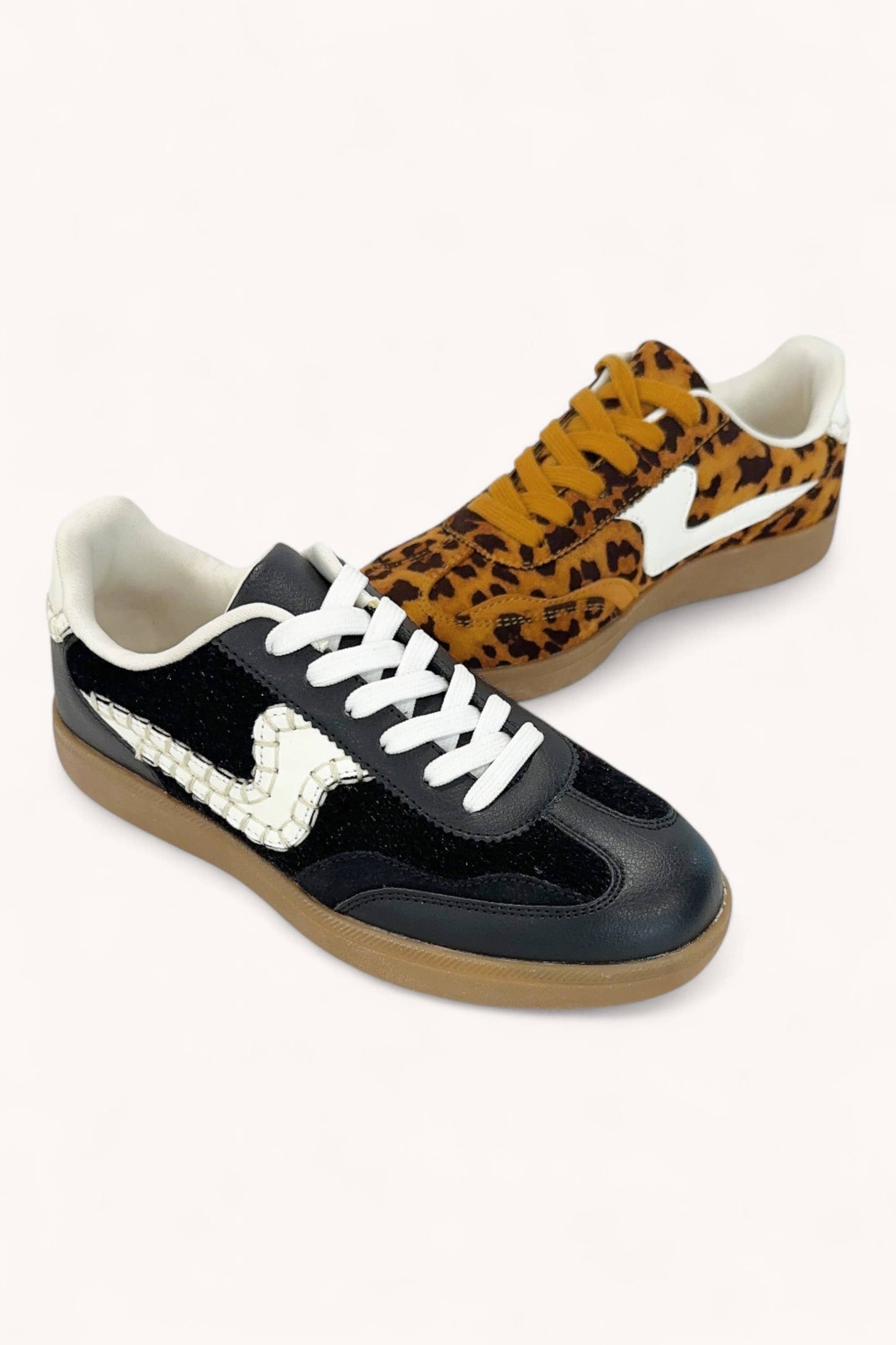 MODERN-13 STITCH DETAIL SWOOSH LACE-UP COURT SNEAKERS: LEOPARD / B18