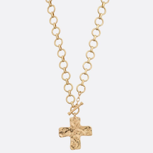 SDJ HAMMERED METAL CROSS PENDANT TOGGLE CLASP NECK, TN 2075: GD