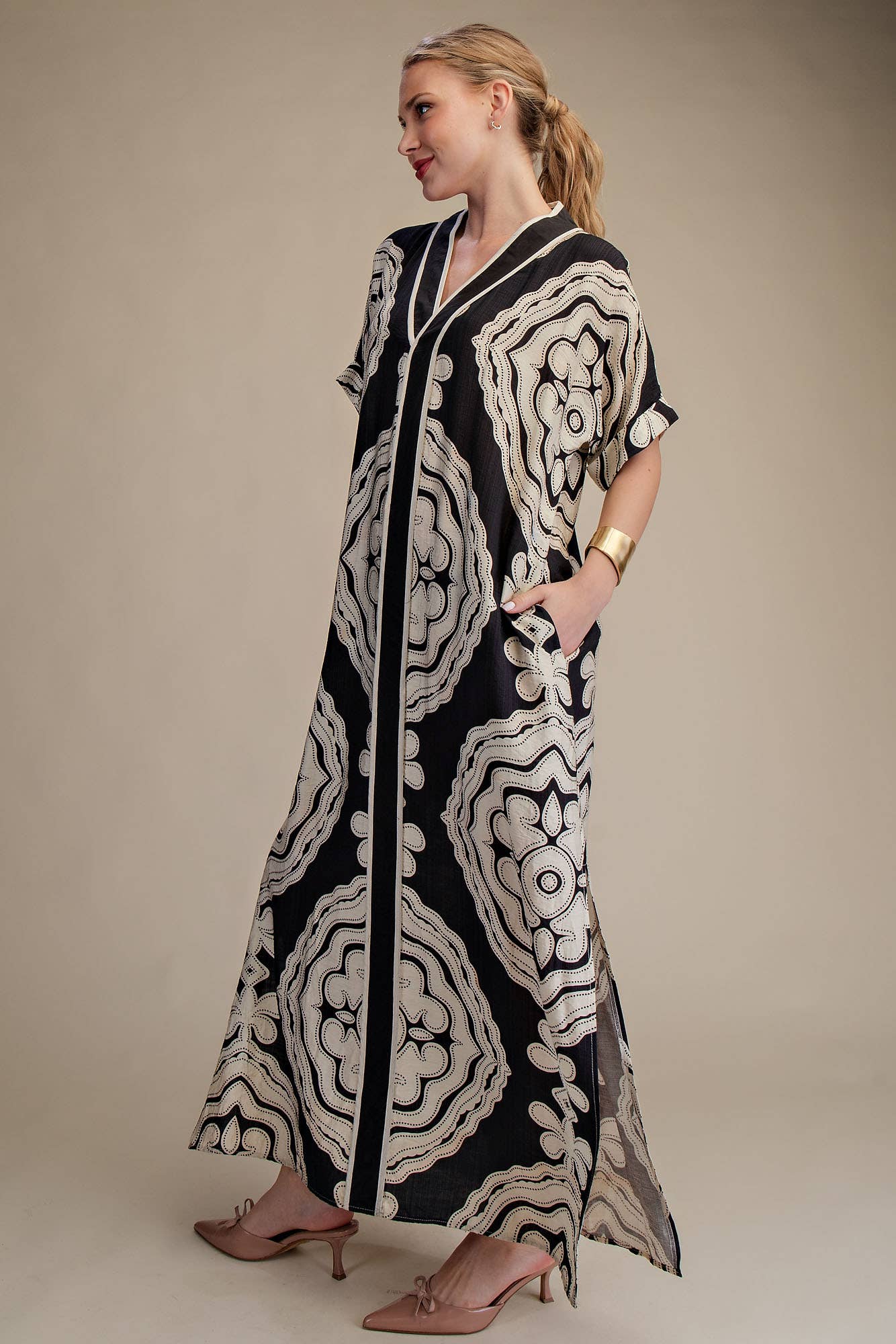 V-Neck Short Sleeve Maxi Print Dress: Blue / S