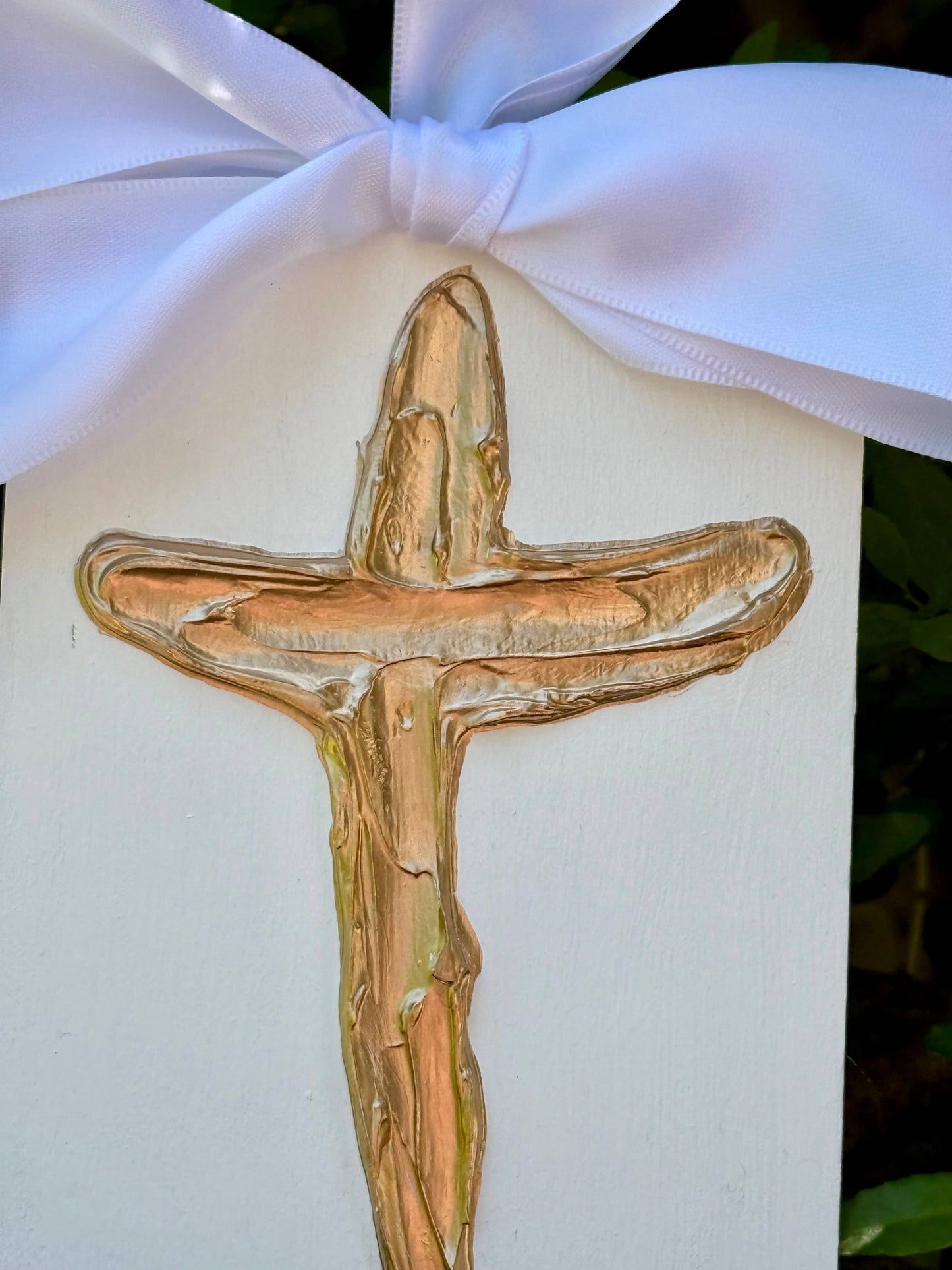 Textured cross Christmas ornament with satin ribbon : Gold