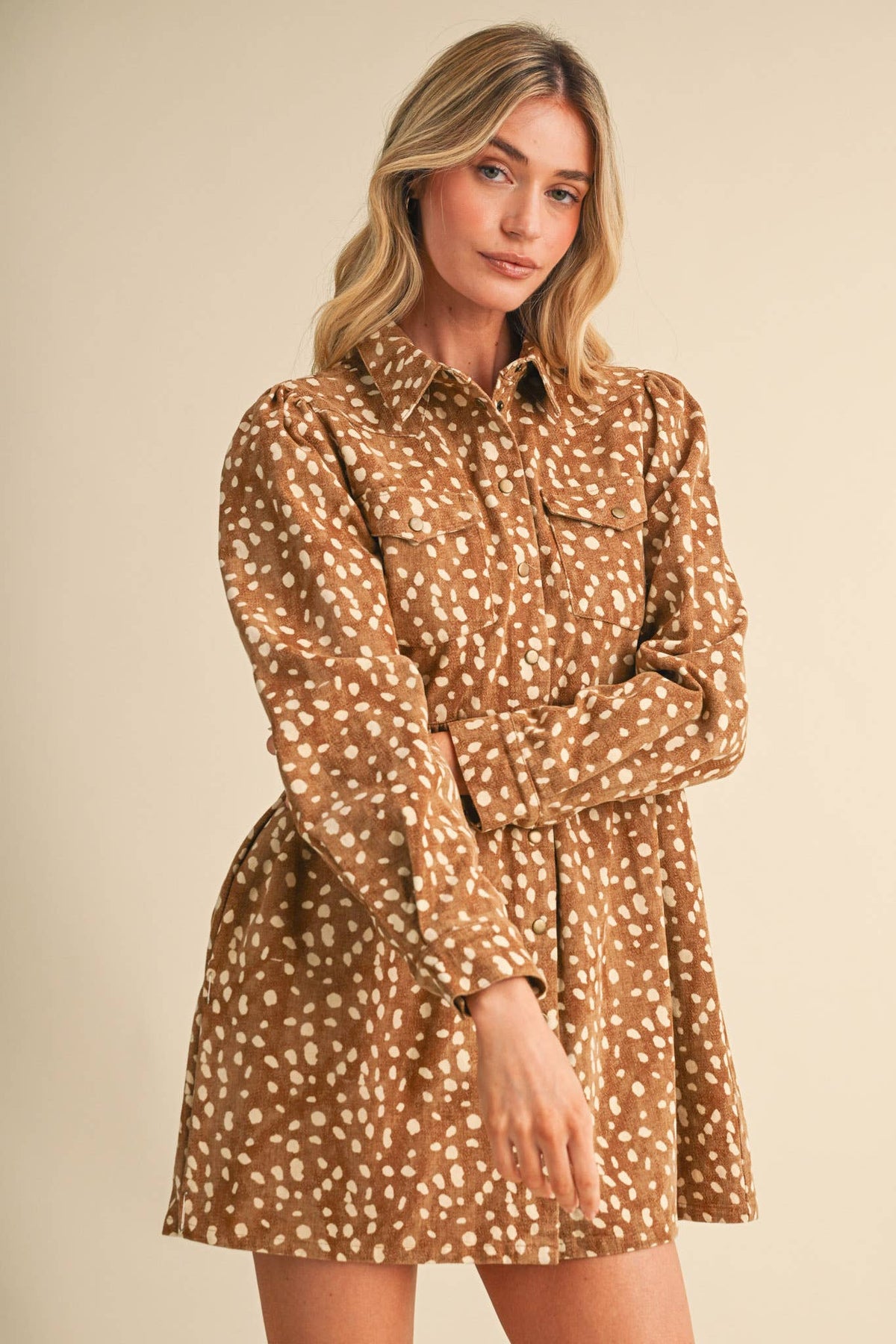DENIM FAWN PRINT BUTTON DOWN MINI DRESS MDR5369: TAUPE ANIMAL / S