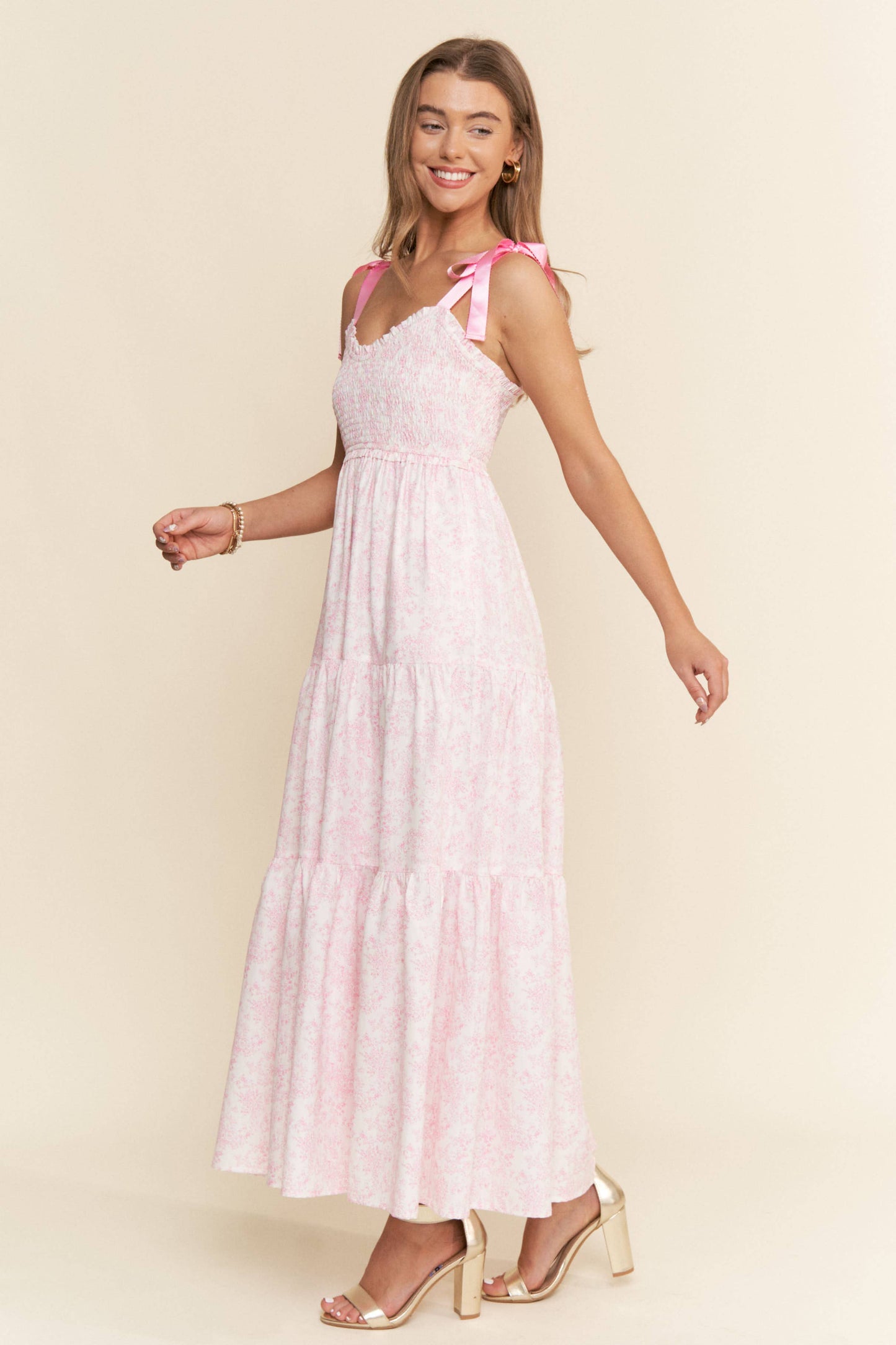 Empire Neck Line Floral Tiered Maxi Dress: Floral Blue / S