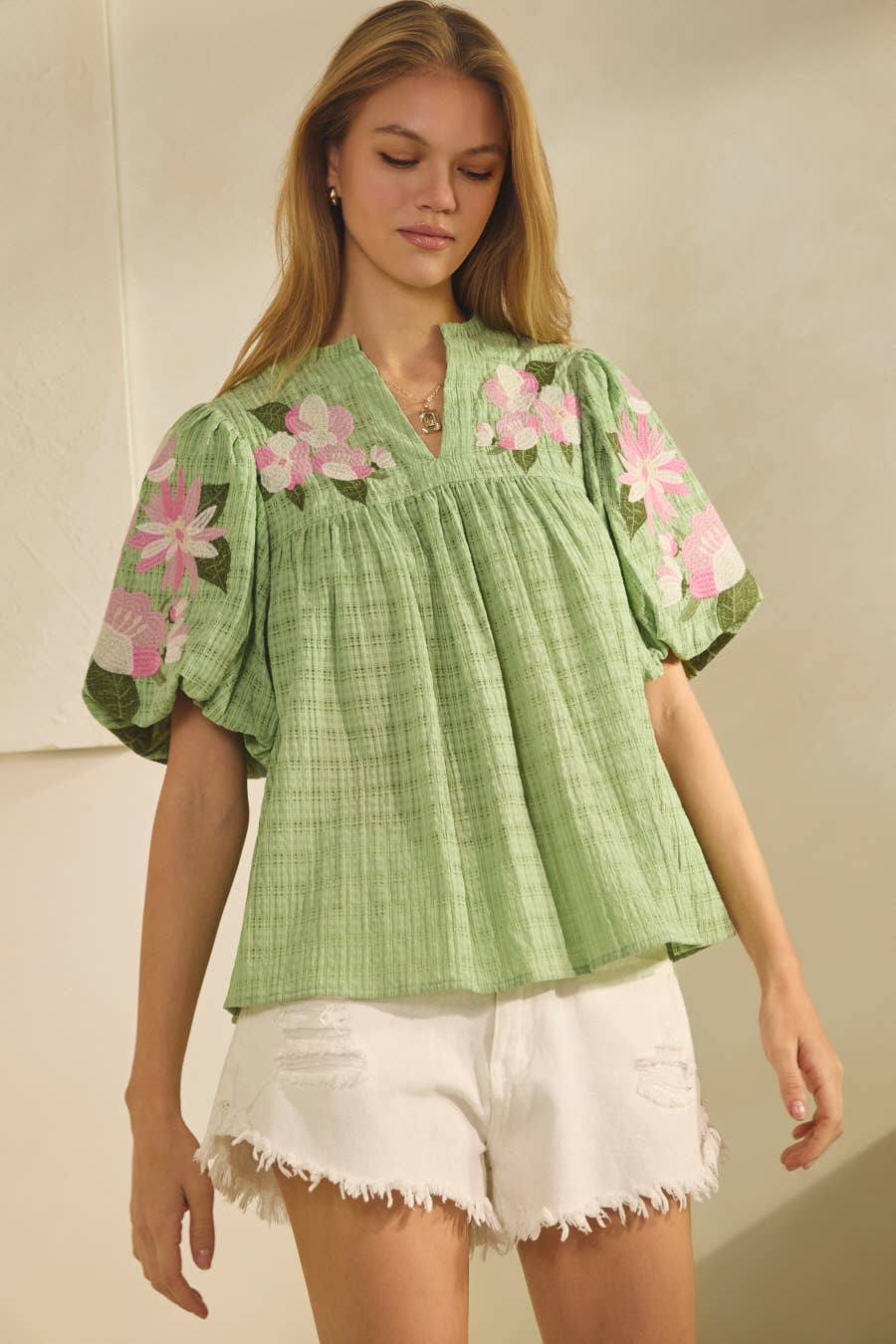 Plus Textured Top: Off-White / Plus Size / 2XL