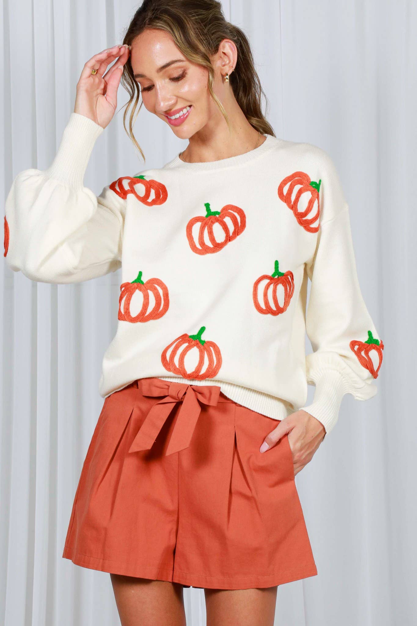 Pumpkin Embroidered Crew Neck Knitted Sweater Top VT82559: Cream / S