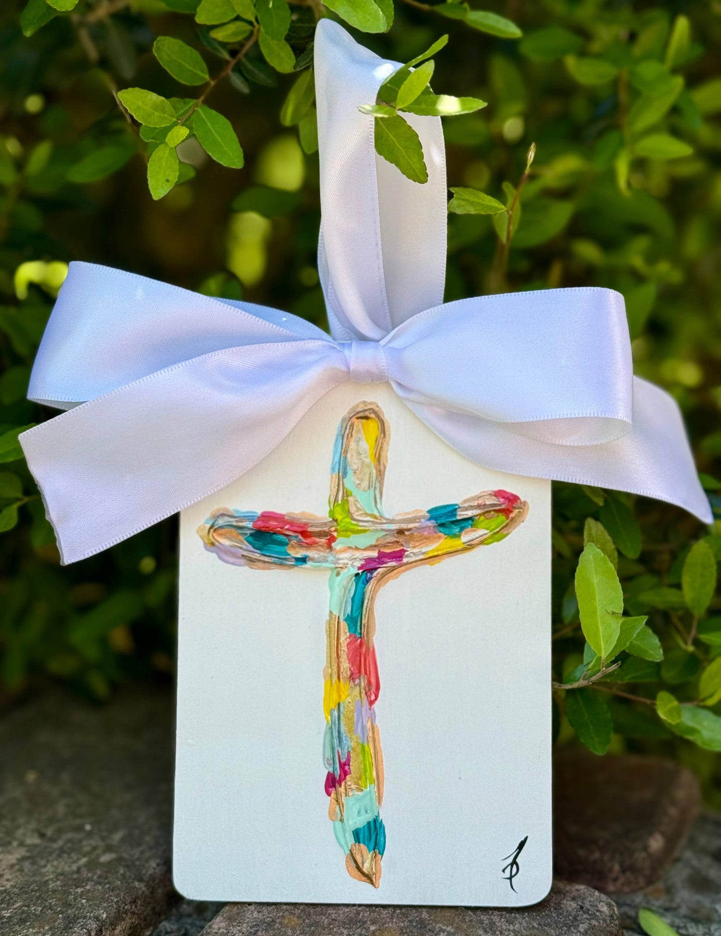 Textured cross Christmas ornament with satin ribbon : Gold