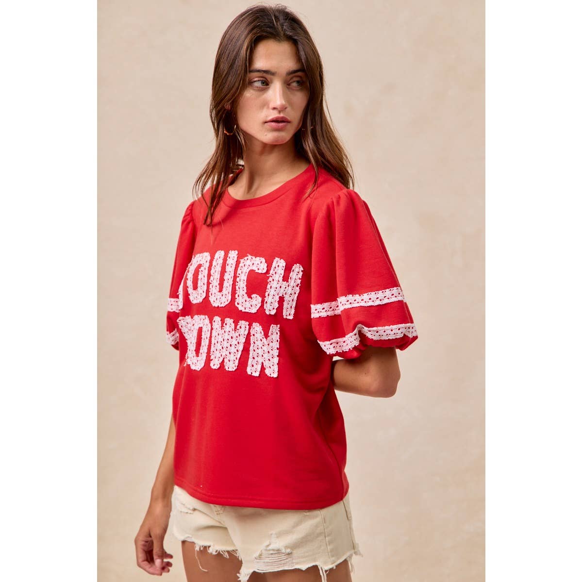 GAMEDAY THEME SLEEVE TOP WITH TOUCH DOWN PATCHWORK: RED / XL