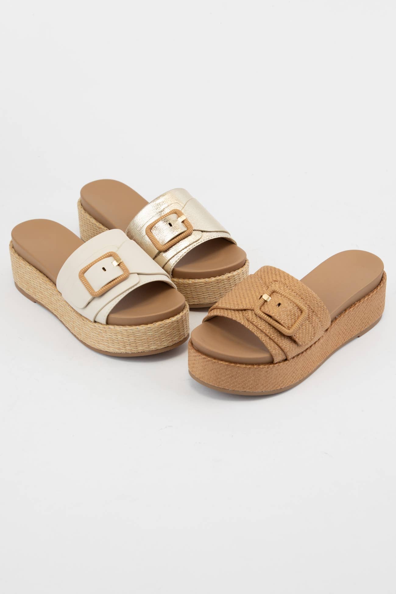 LULAH BUCKLE STRAP DESIGN PLATFORM SLIP-ON SANDALS: GOLD / B16