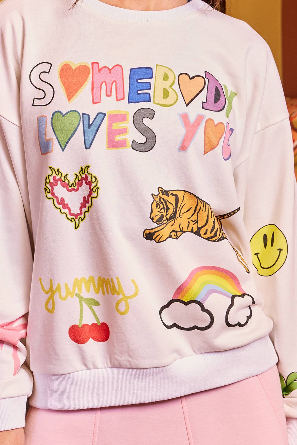 IT2537 'Somebody Loves You' Graphic Sweatshirts: NAVY / S-M-L (2-2-2)