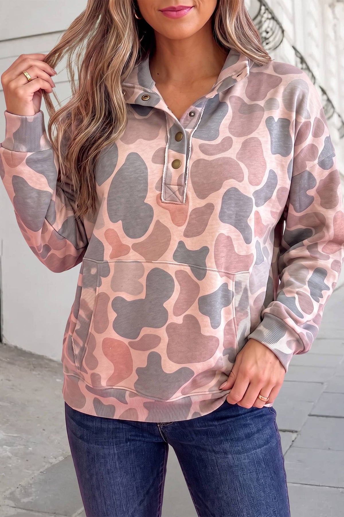 Camouflage Collar Pullover Sweatshirt FW26 | S-XL: Multicolour / M