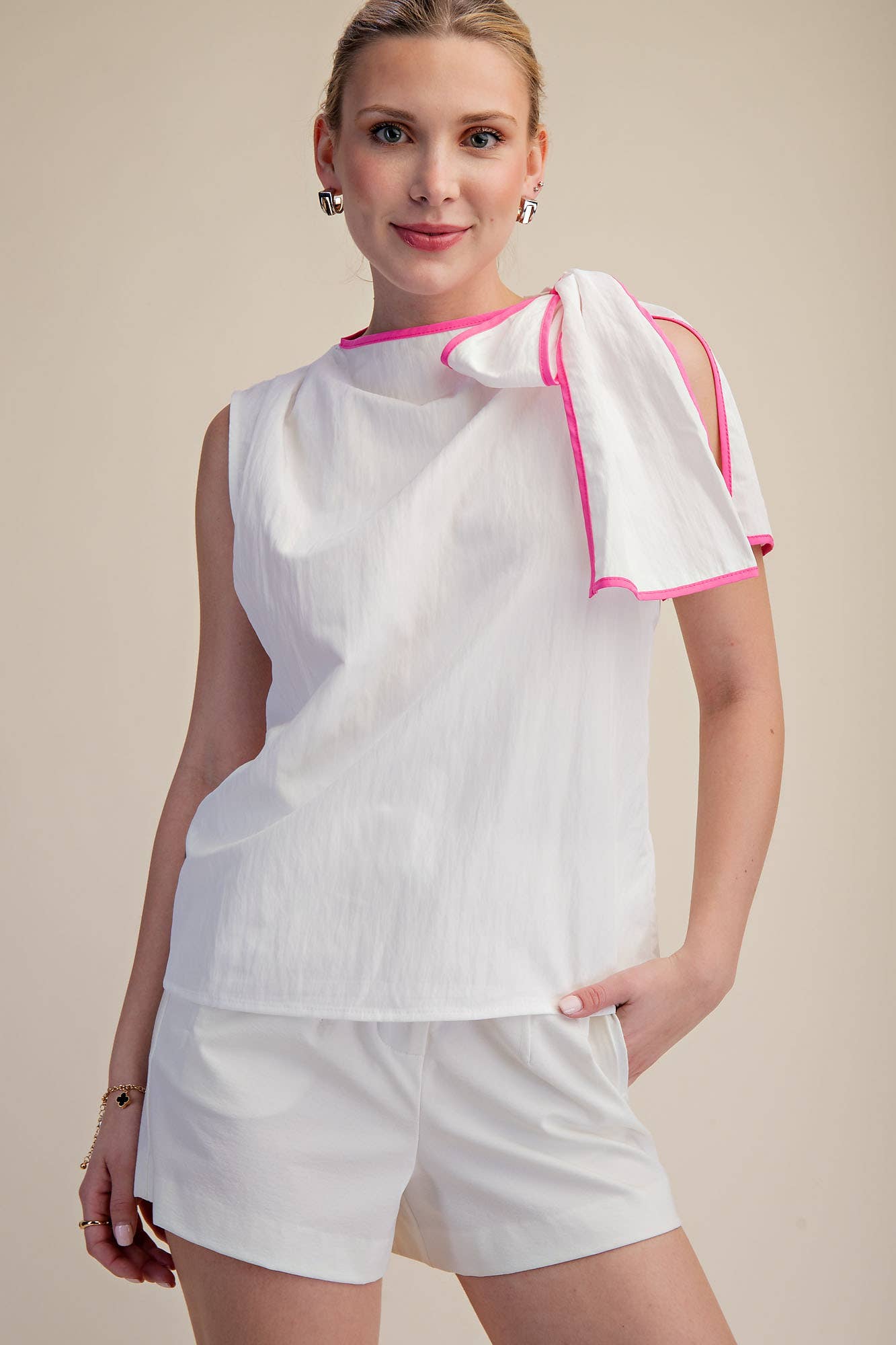 Asymmetric Pleated Shoulder Contrasting Bow Top: White / S