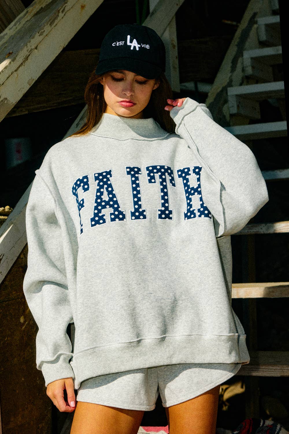 IT2594E-FAITH Embroidered Polka-Dot Mock Neck Sweatshirt : H.GREY/POLKA DOT / S/M-L/XL (3-3)