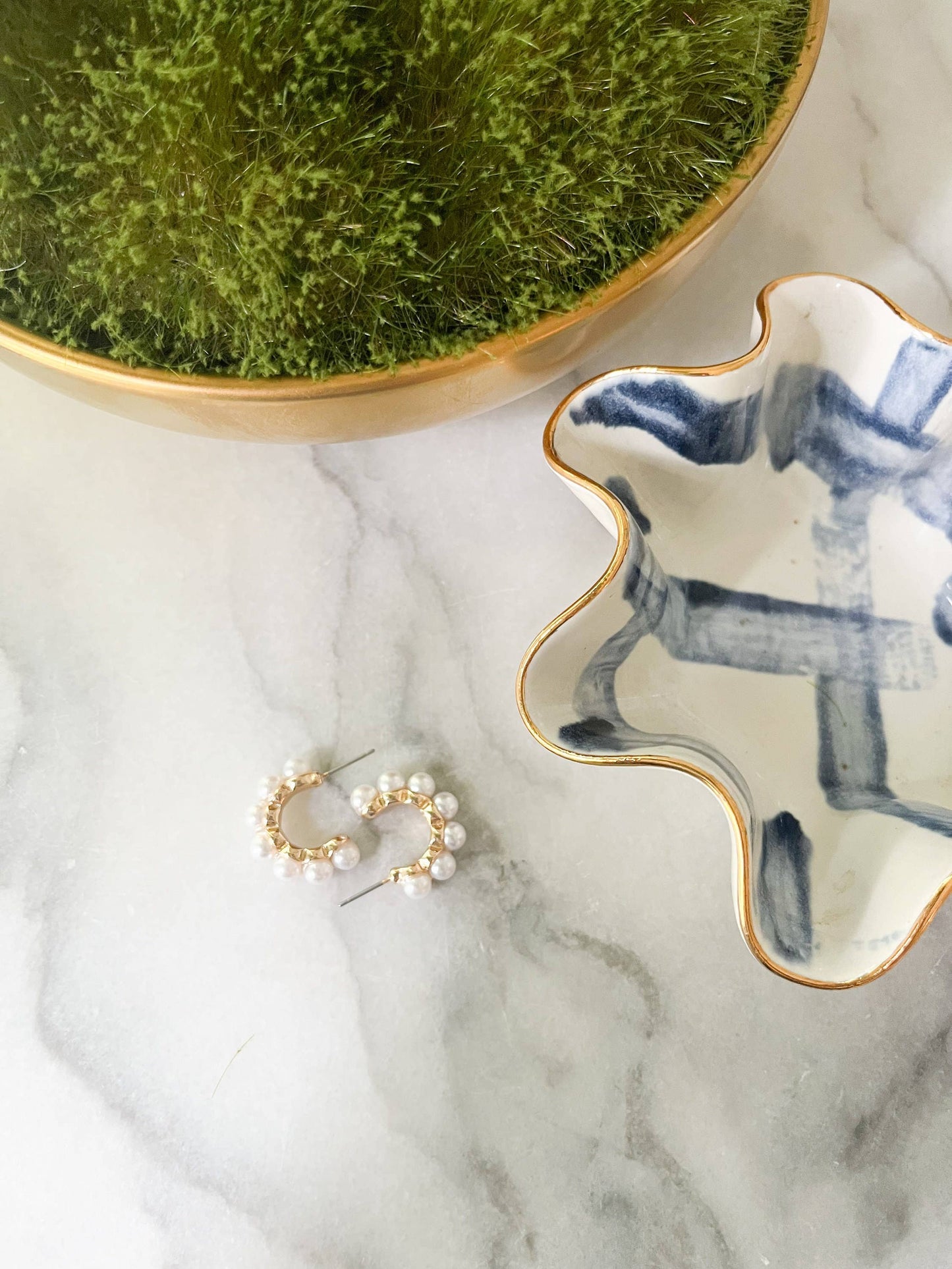 Petite Pearl hoop Earrings - Brookhaven Baubles