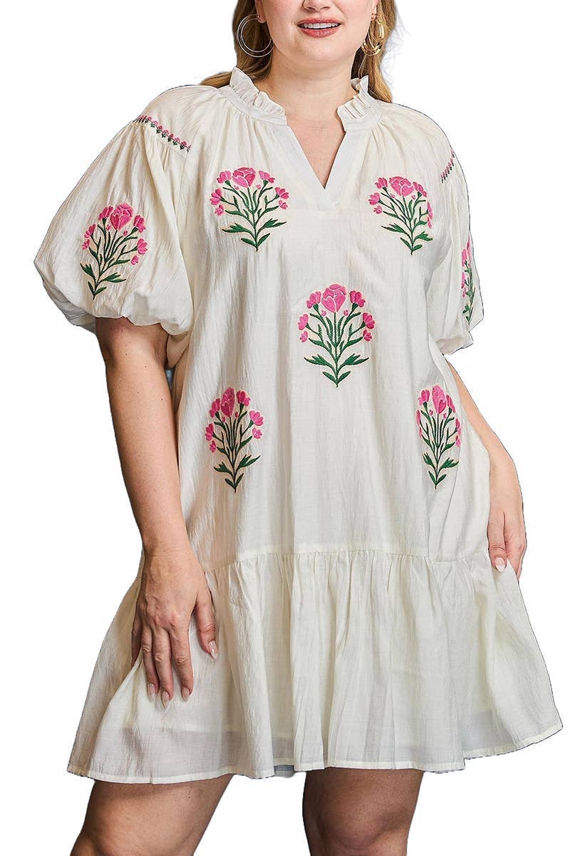 Plus Boho Floral Embroidered Mini Dress: KELLY GREEN / 1-1-1(XL-1XL-2XL)