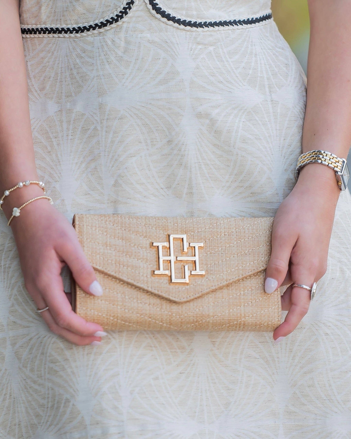 Carlington Clutch/Crossbody Natural VQ: Default