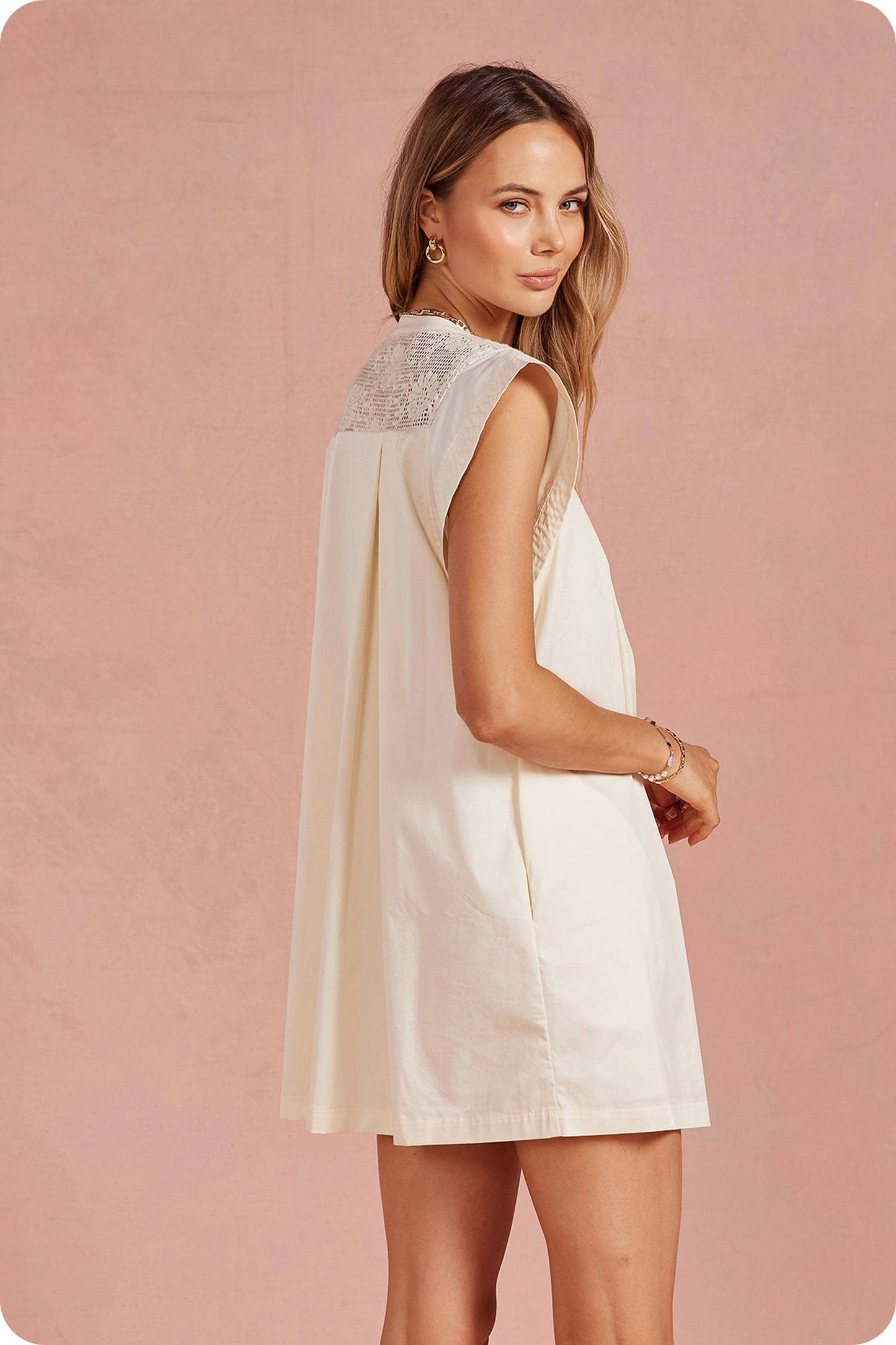 Contrast Floral Crochet Yoke Pleat Mini Dress: Cream / L