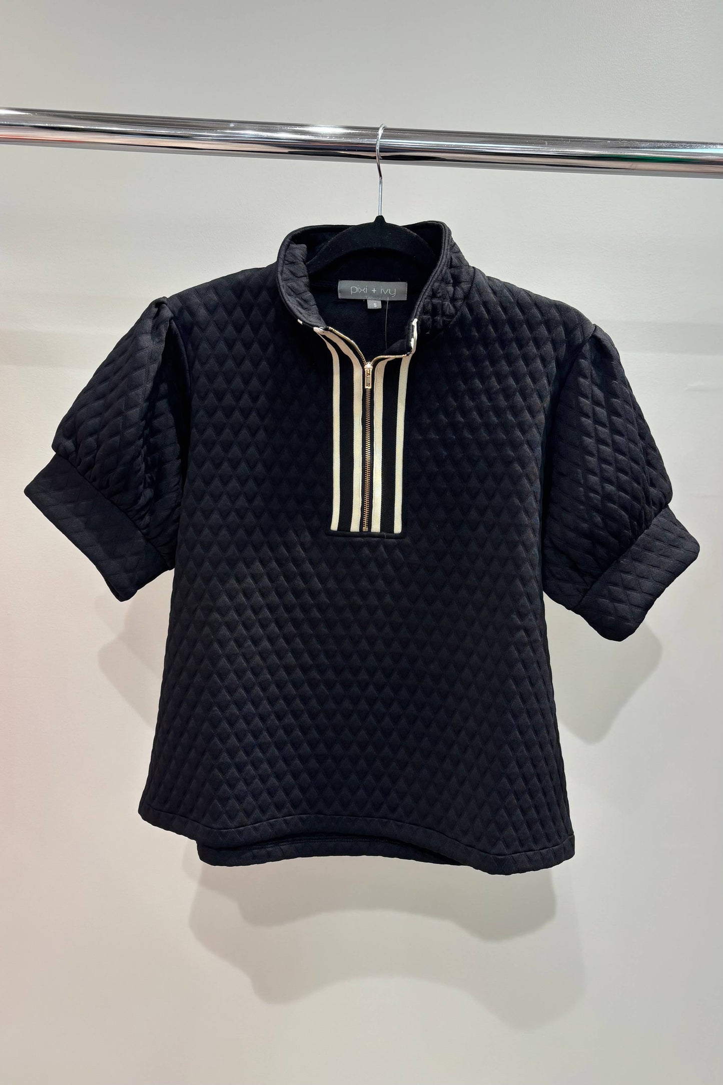 MBT 9929 Mandy Black Short Sleeve QUILTED Zip Top Stipe Trim