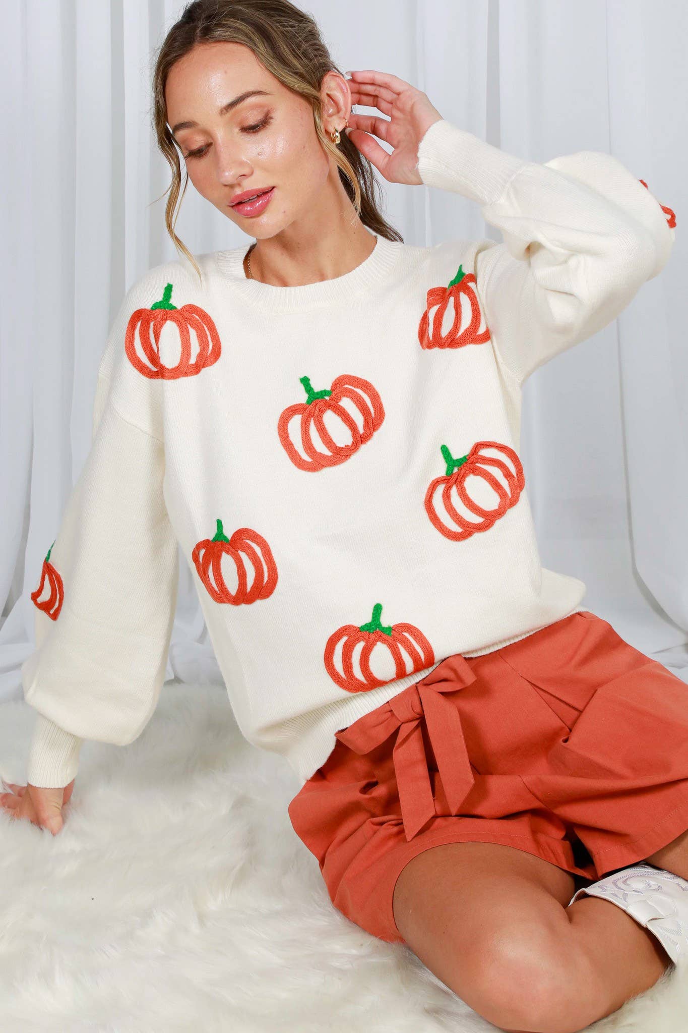 Pumpkin Embroidered Crew Neck Knitted Sweater Top VT82559: Cream / S