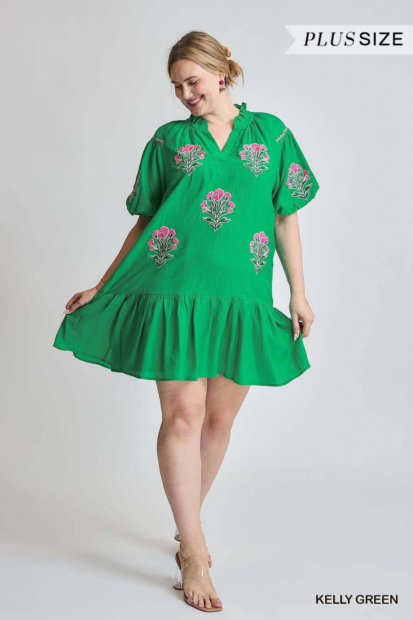 Plus Boho Floral Embroidered Mini Dress: KELLY GREEN / 1-1-1(XL-1XL-2XL)