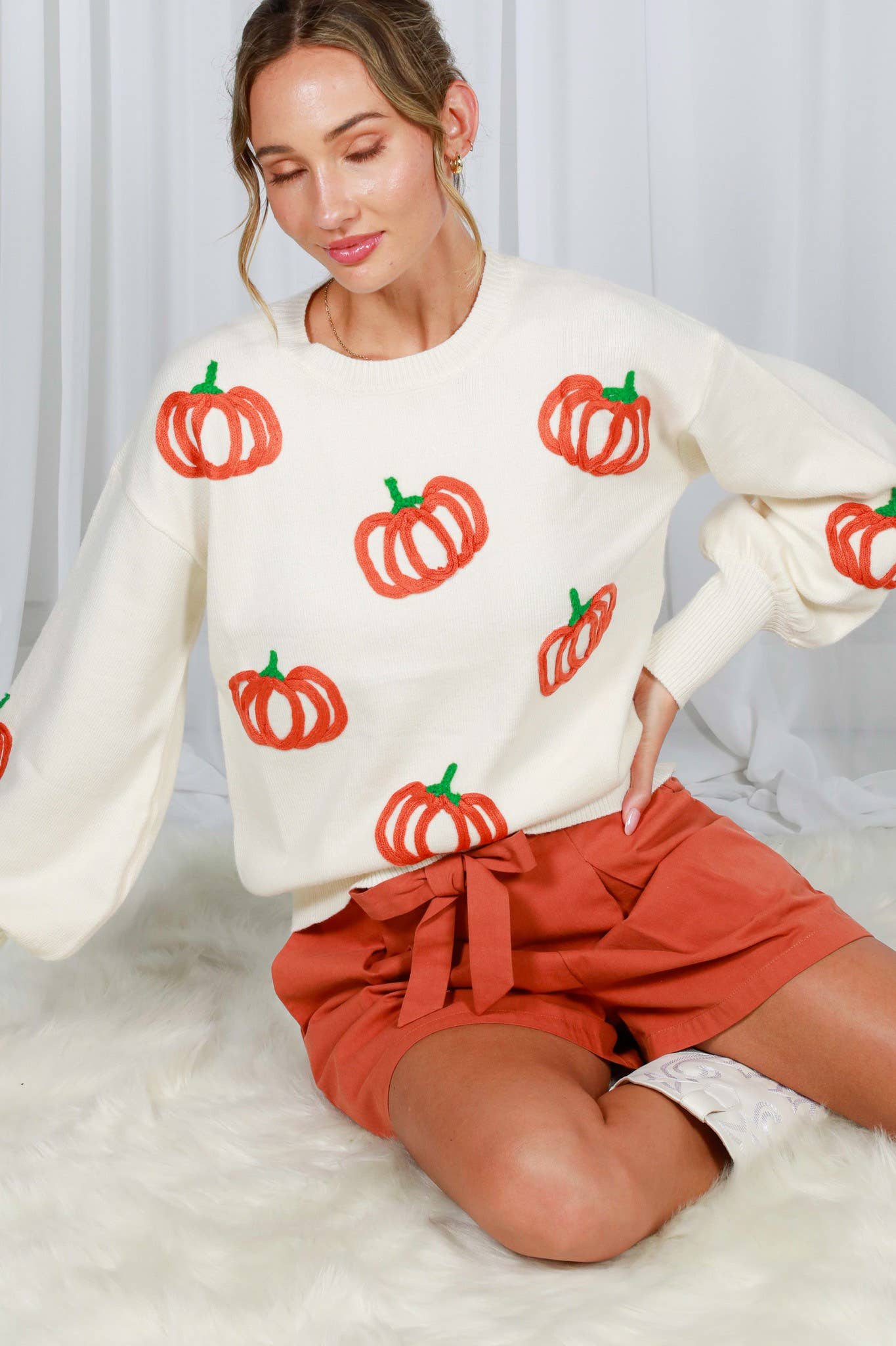 Pumpkin Embroidered Crew Neck Knitted Sweater Top VT82559: Cream / S