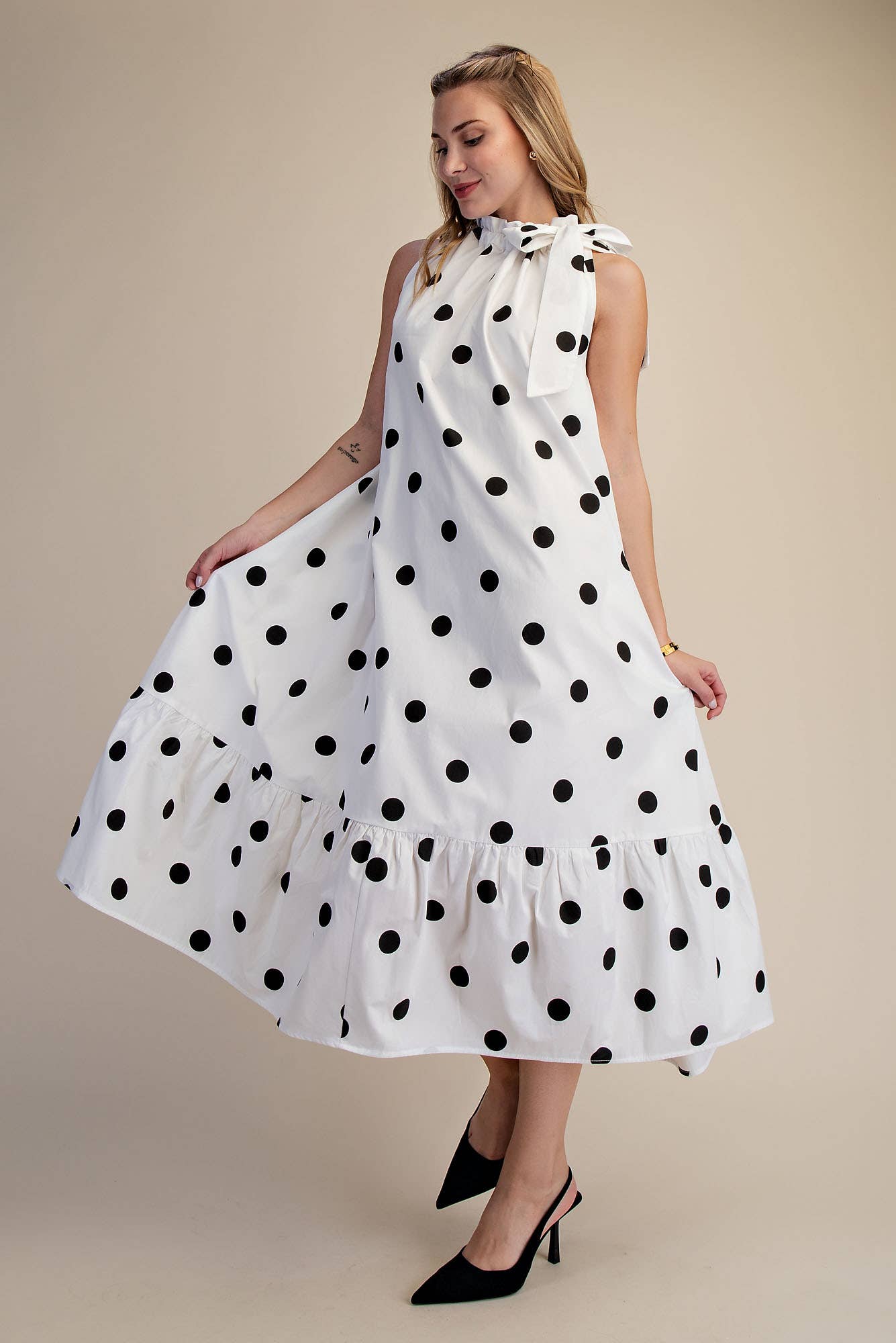Ruffle Neck Tie Sleeveless Polka Dot Midi Dress: Blue / L