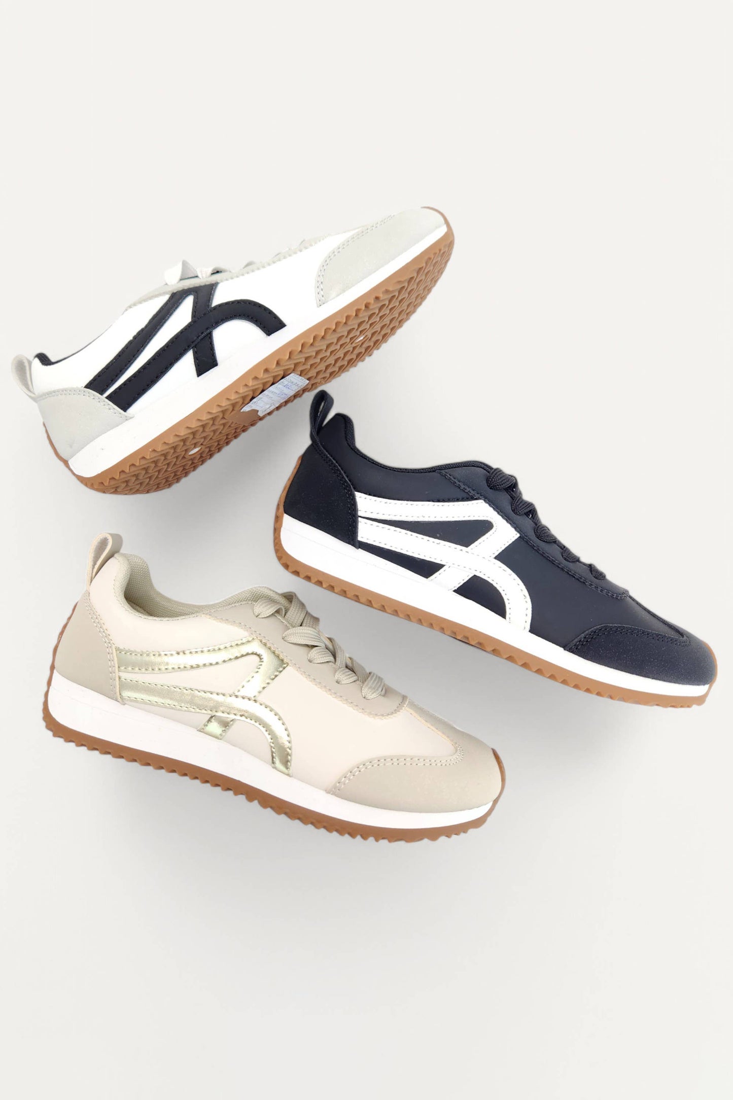 ANKI-1 SWOOSH LINE DESIGN GUM SOLE SNEAKERS: BLACK / B12