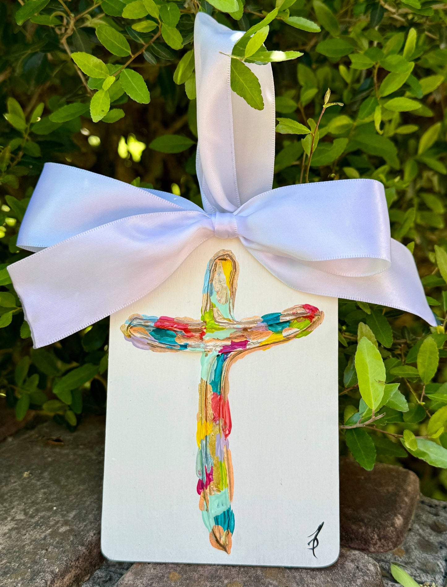 Textured cross Christmas ornament with satin ribbon : Gold