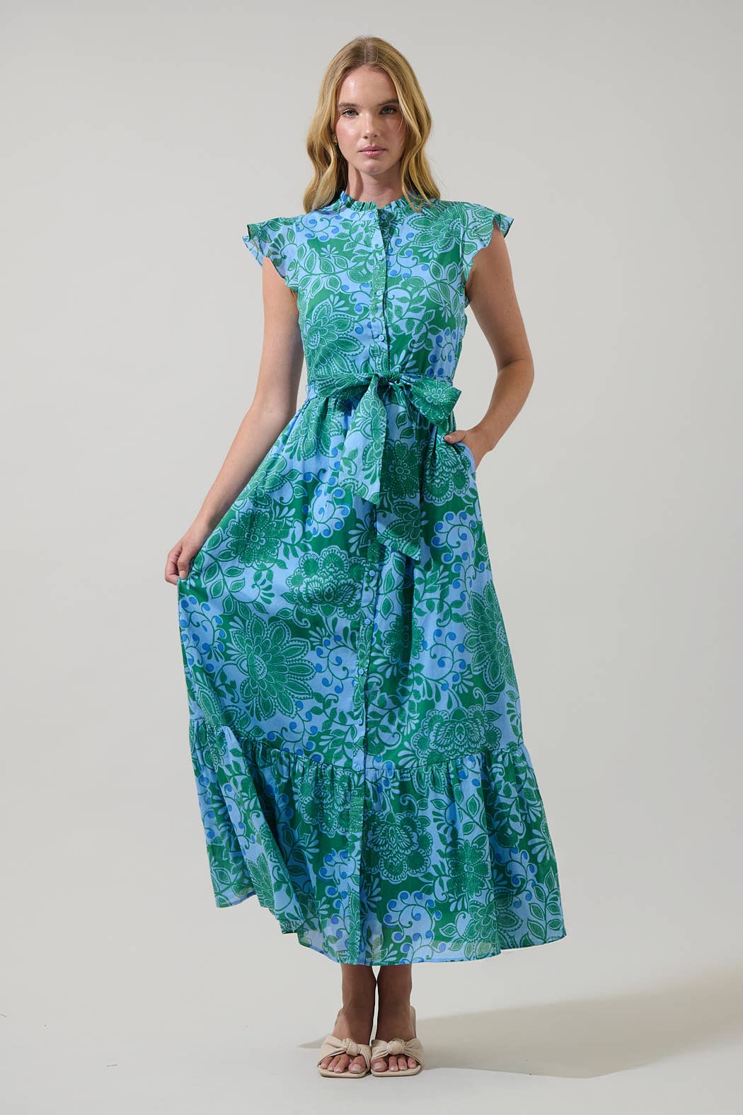 Tressa Floral Riah Button Down Maxi Dress: KELLY-BLUE-MUL / M