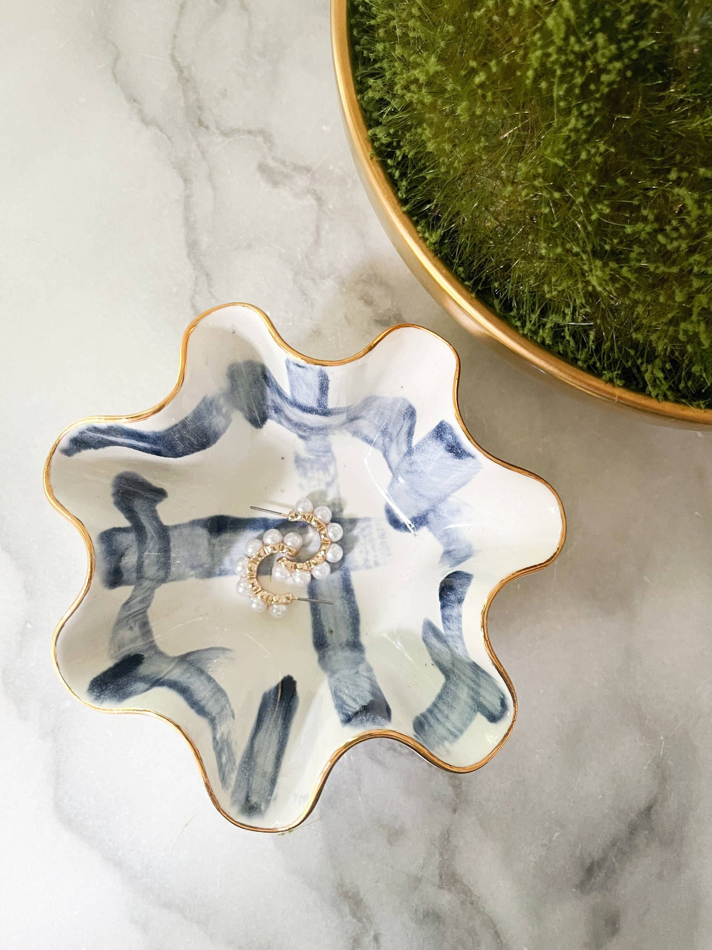 Petite Pearl hoop Earrings - Brookhaven Baubles