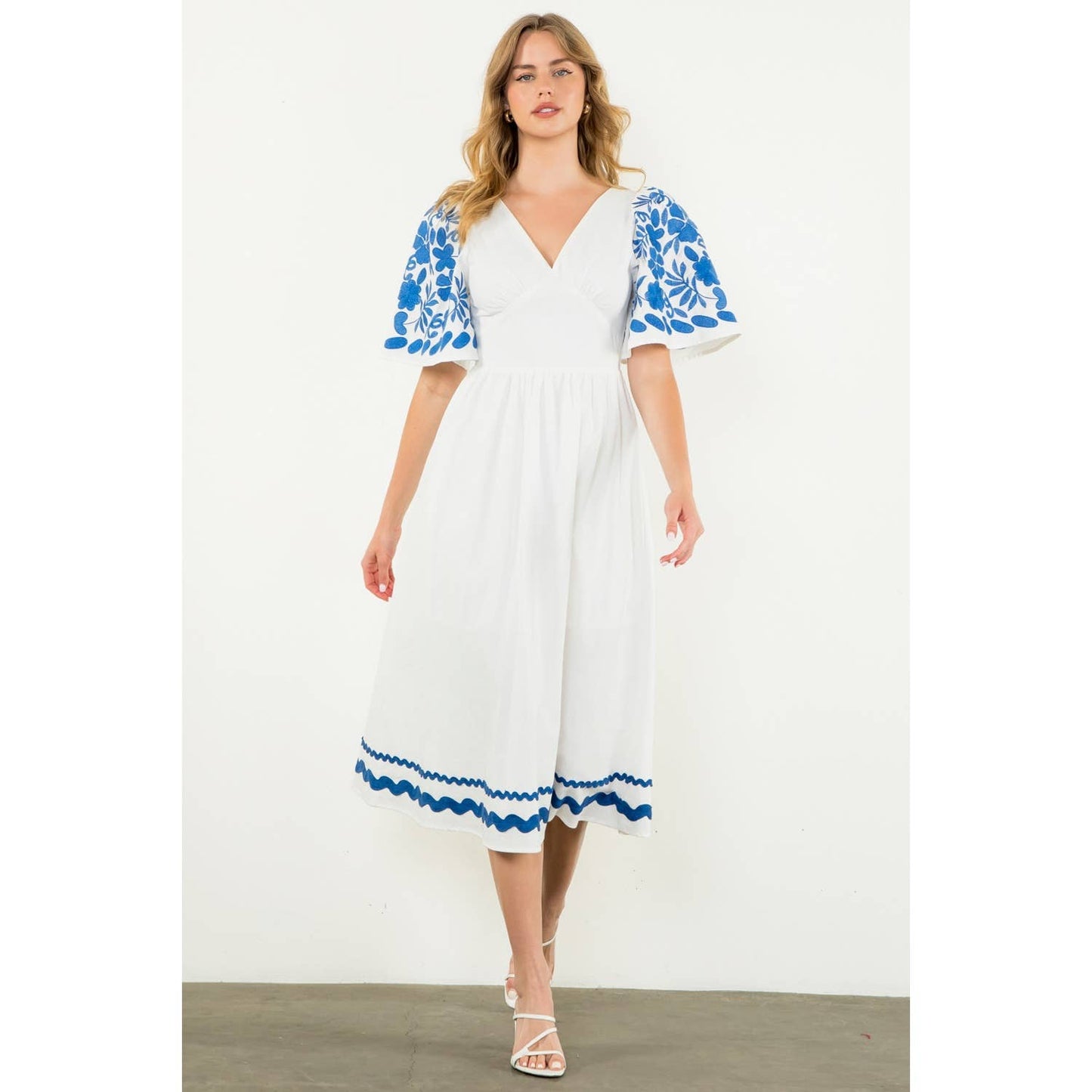 Embroidered Detail Midi Dress: WHITE / XS-S-M-L(1-2-2-1)
