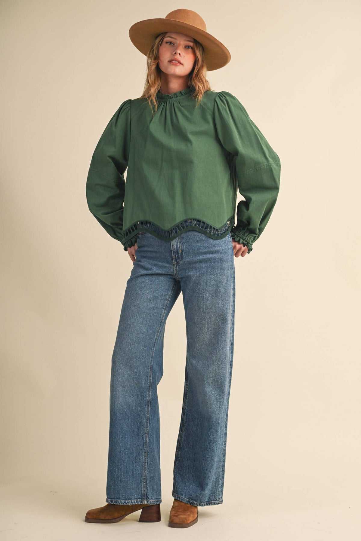 EMBROIDERED CUT-OUT HEM LONG SLEEVE TOP MTP5195: SAGE GARDEN / S