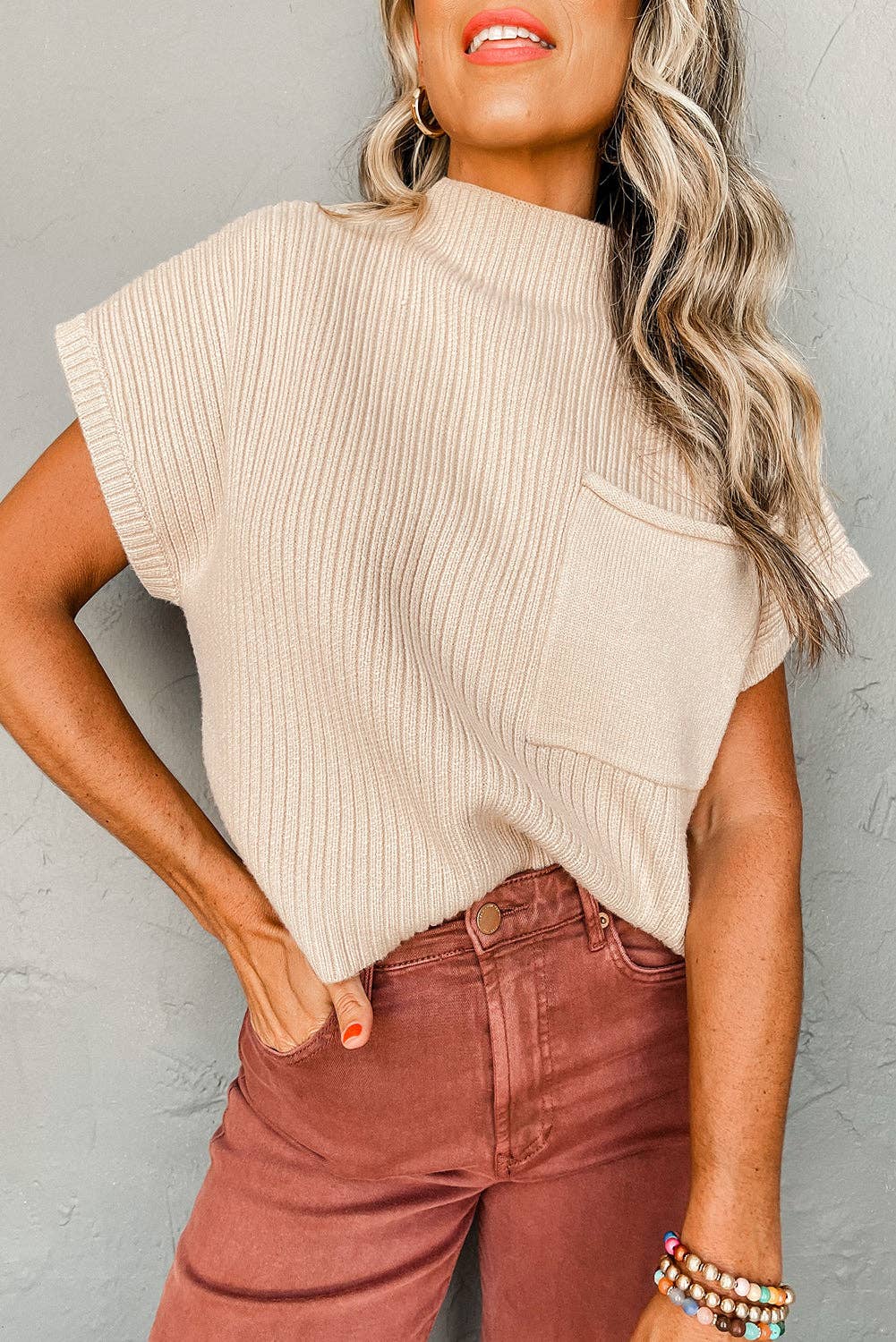 Oatmeal Patch Pocket Ribbed Knit Short Sleeve Sweater: Oatmeal / 50%Viscose+28%Polyester+22%Polyamide / L
