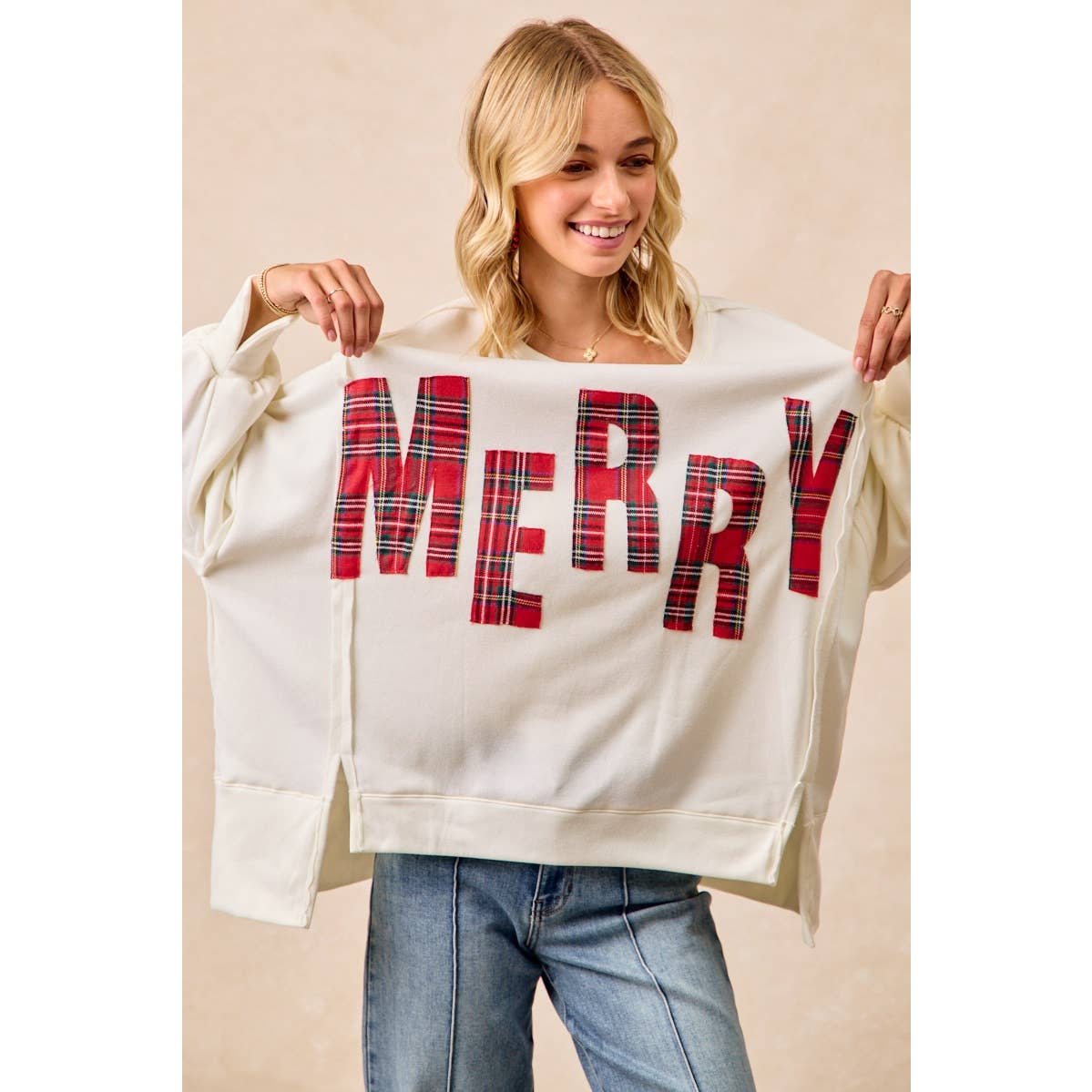 CHRISTMAS PLAID MERRY LETTERING FLEECE SWEATSHIRT: WHITE/RED PLAID / XL