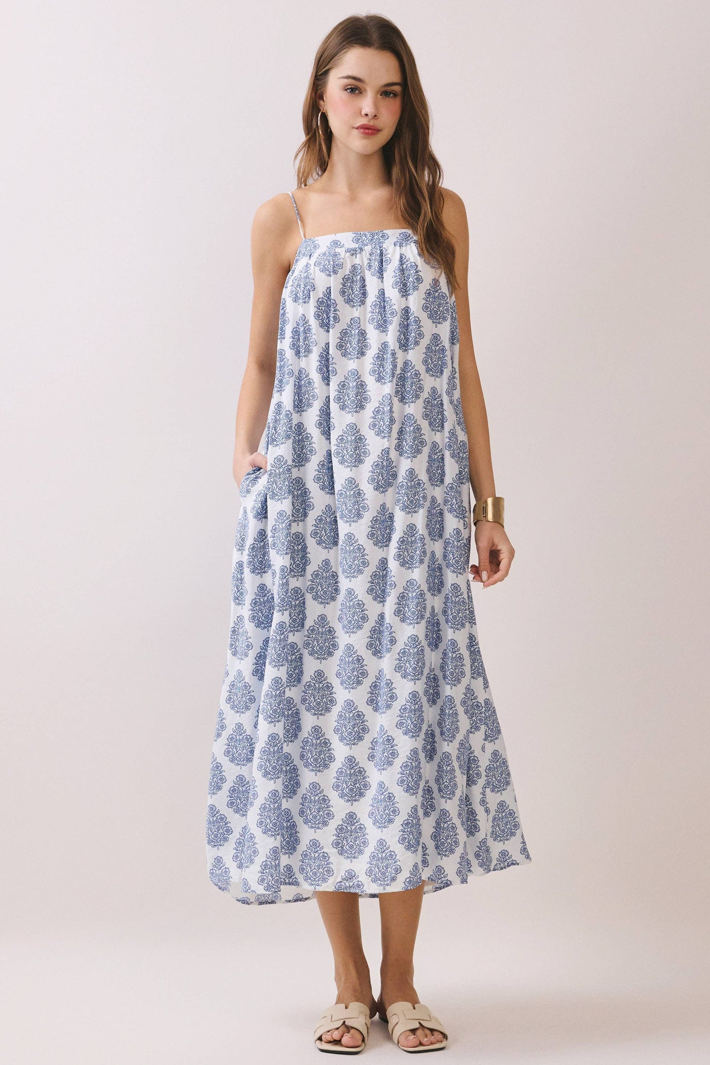 CD06741-Printed Flowy Silhouette Side Pockets Maxi Dress: Blue / L
