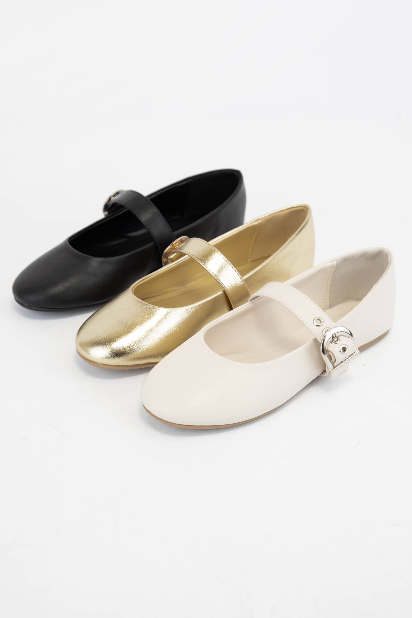 SEESAW ROUND TOE BUKKLED STRAP MARY JANE FLAT : GOLD / 7