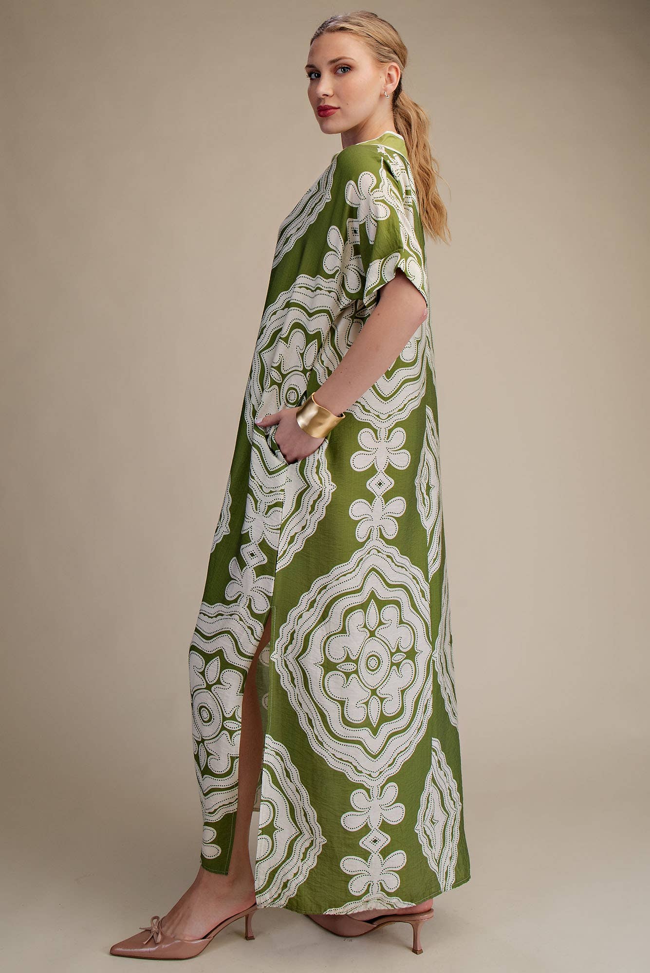 V-Neck Short Sleeve Maxi Print Dress: Blue / M