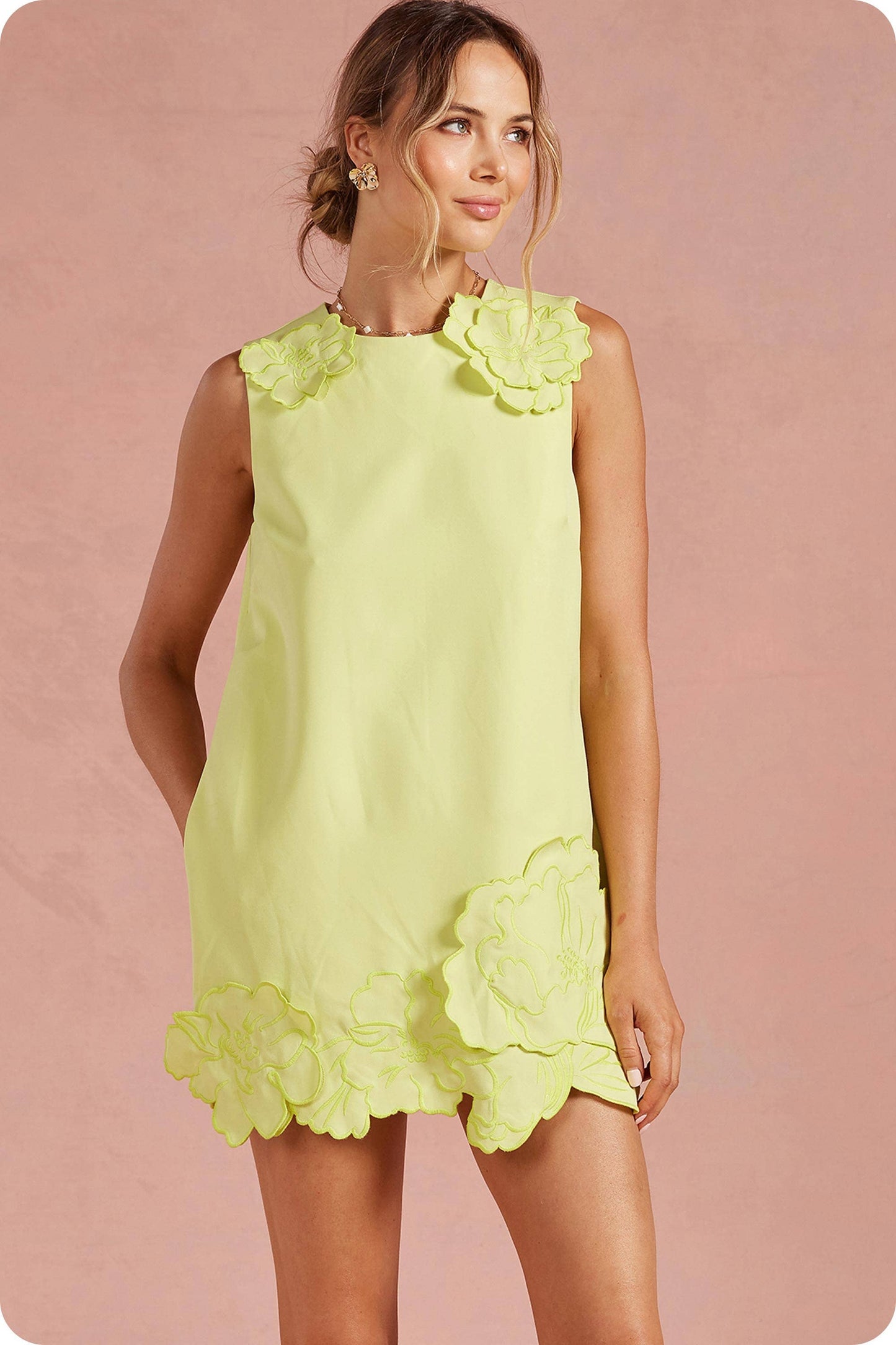 3D Floral Appliqué Sleeveless Shift Mini Dress: Chartreuse / S