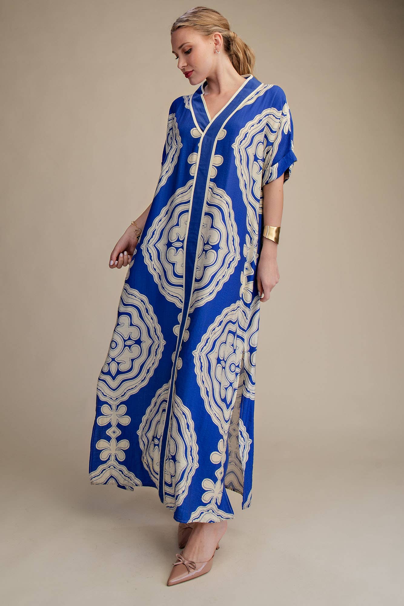 V-Neck Short Sleeve Maxi Print Dress: Blue / M
