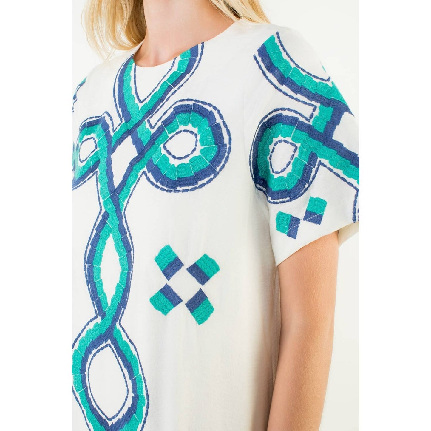 Short Sleeve Embroidered Dress: CREAM / XS-S-M-L(1-2-2-1)