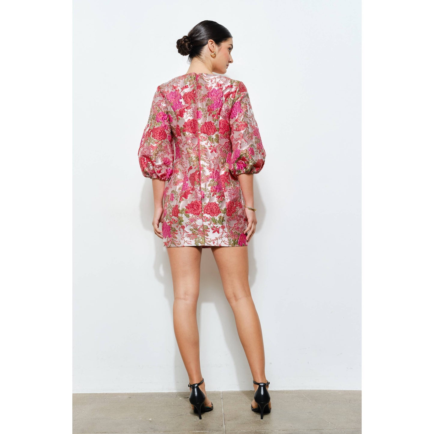Luxe Metallic Floral Jacquard 3/4 Puff Mini Dress: CORAL / S