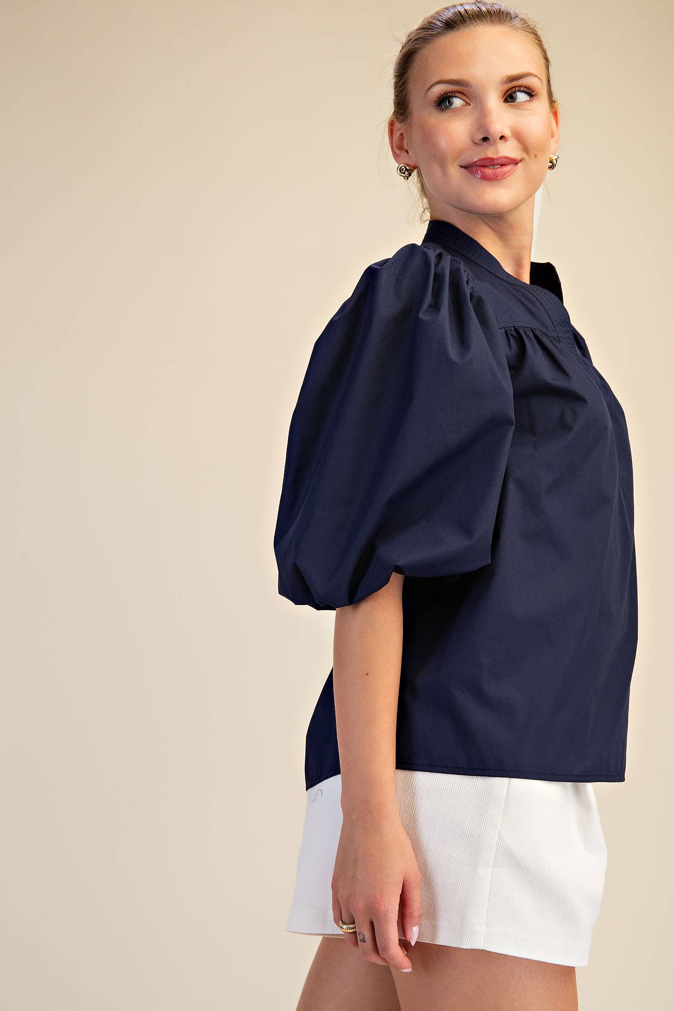 China Collar V-Neck Bubble Sleeve Poplin Top: Red / L